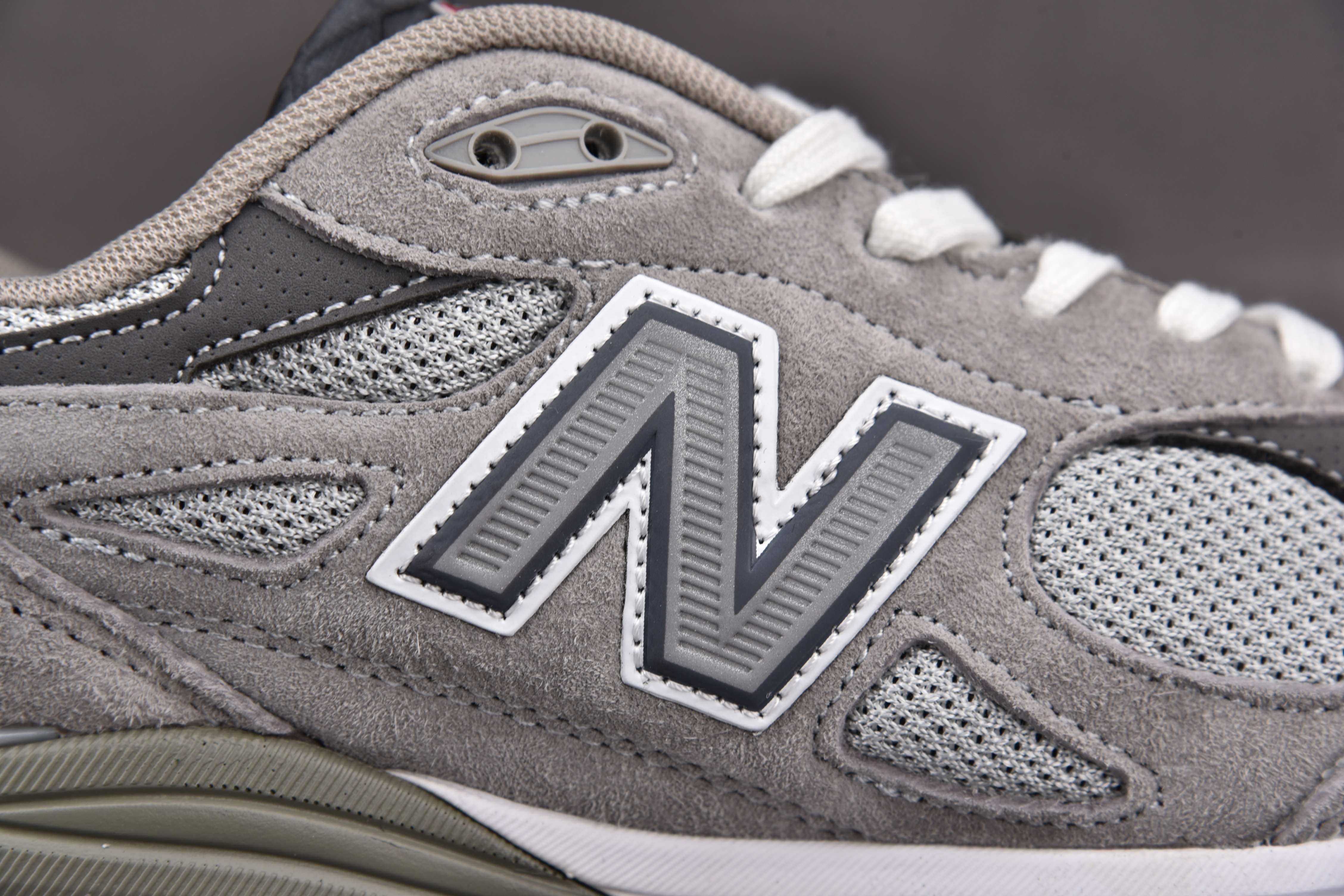 New Balance 990 V3 USA Grey