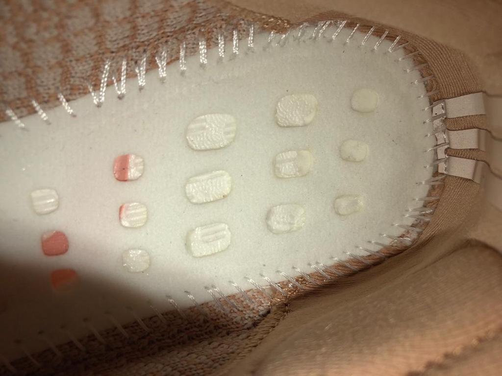 adidas Yeezy Boost 350 V2 CLAY