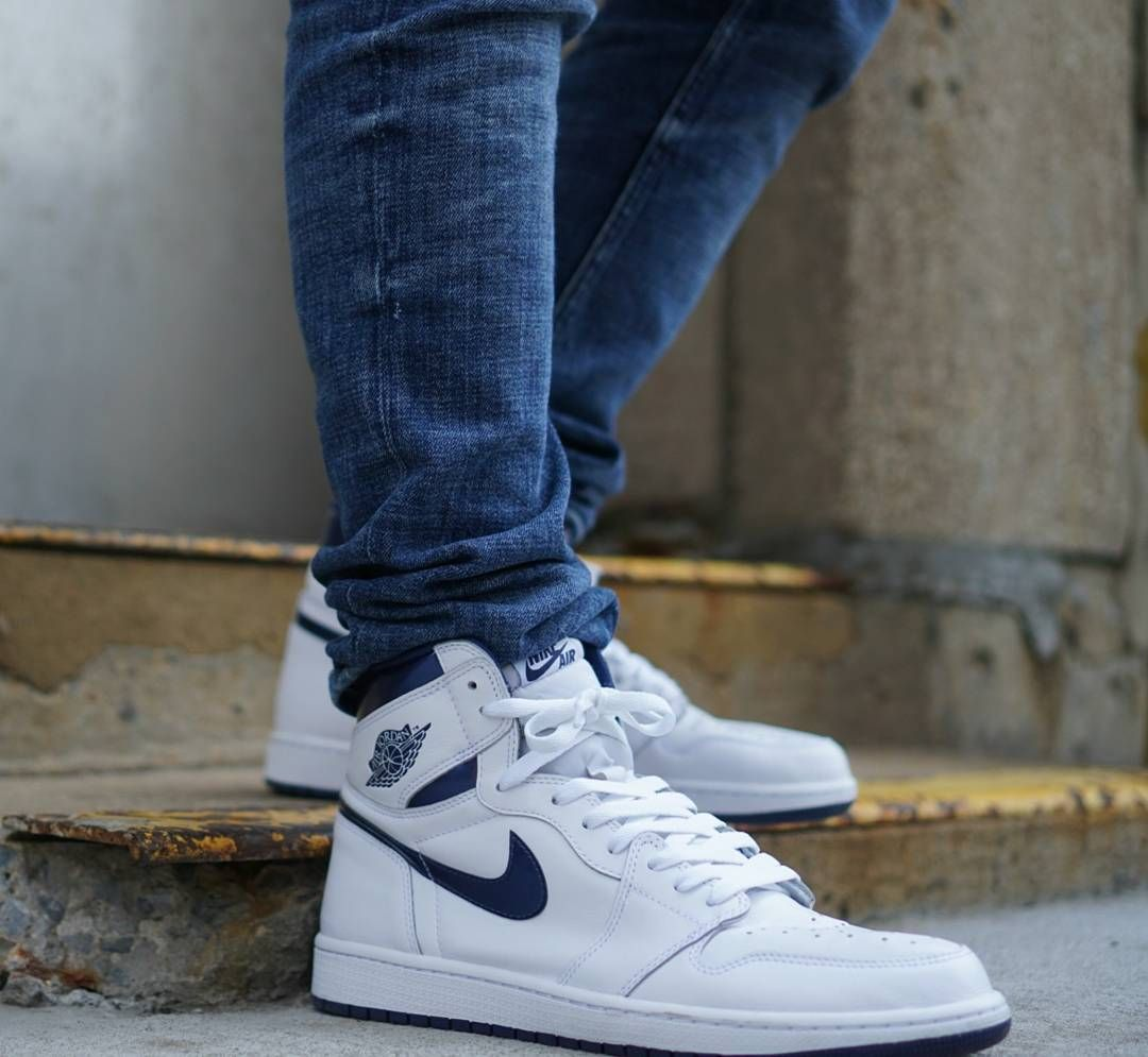 Jordan 1 Retro Metallic Navy