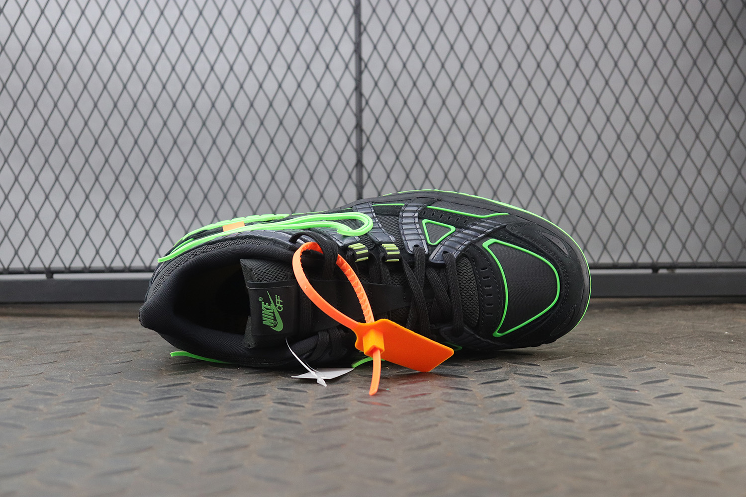 Nike Air Rubber Dunk Off-White Green Strike