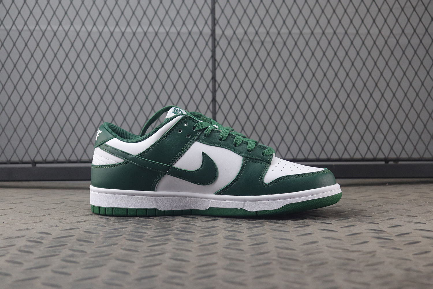 【Clearance】Nike Dunk Low Varsity Green / Michigan State（US9）