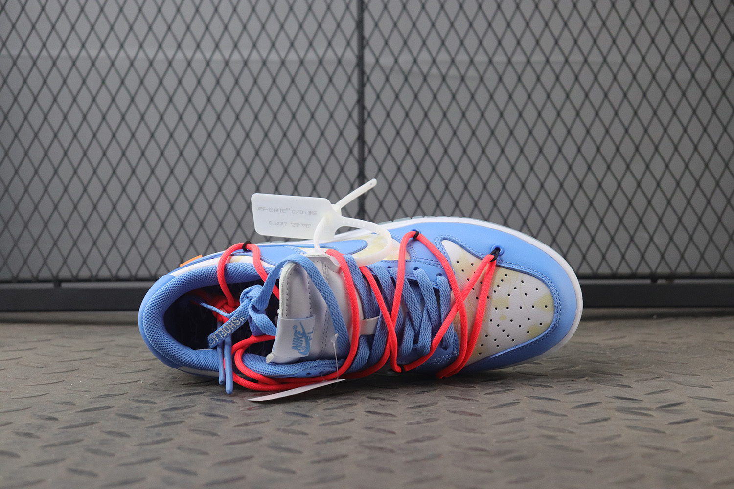 Nike Dunk Low SB Off White X Futura X SB 'UNC'