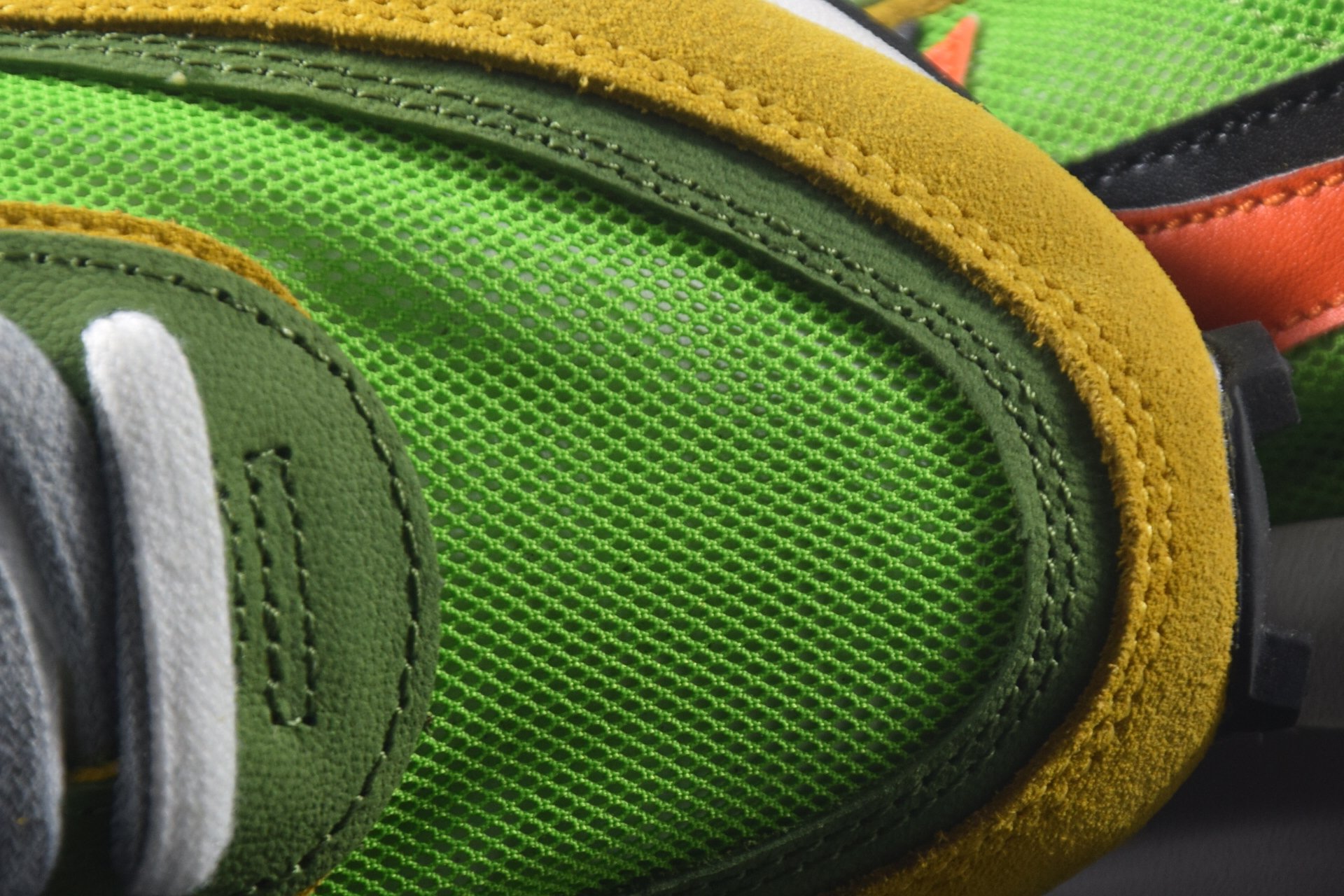 【Clearance】Nike LD Waffle Sacai Green Multi (US8)