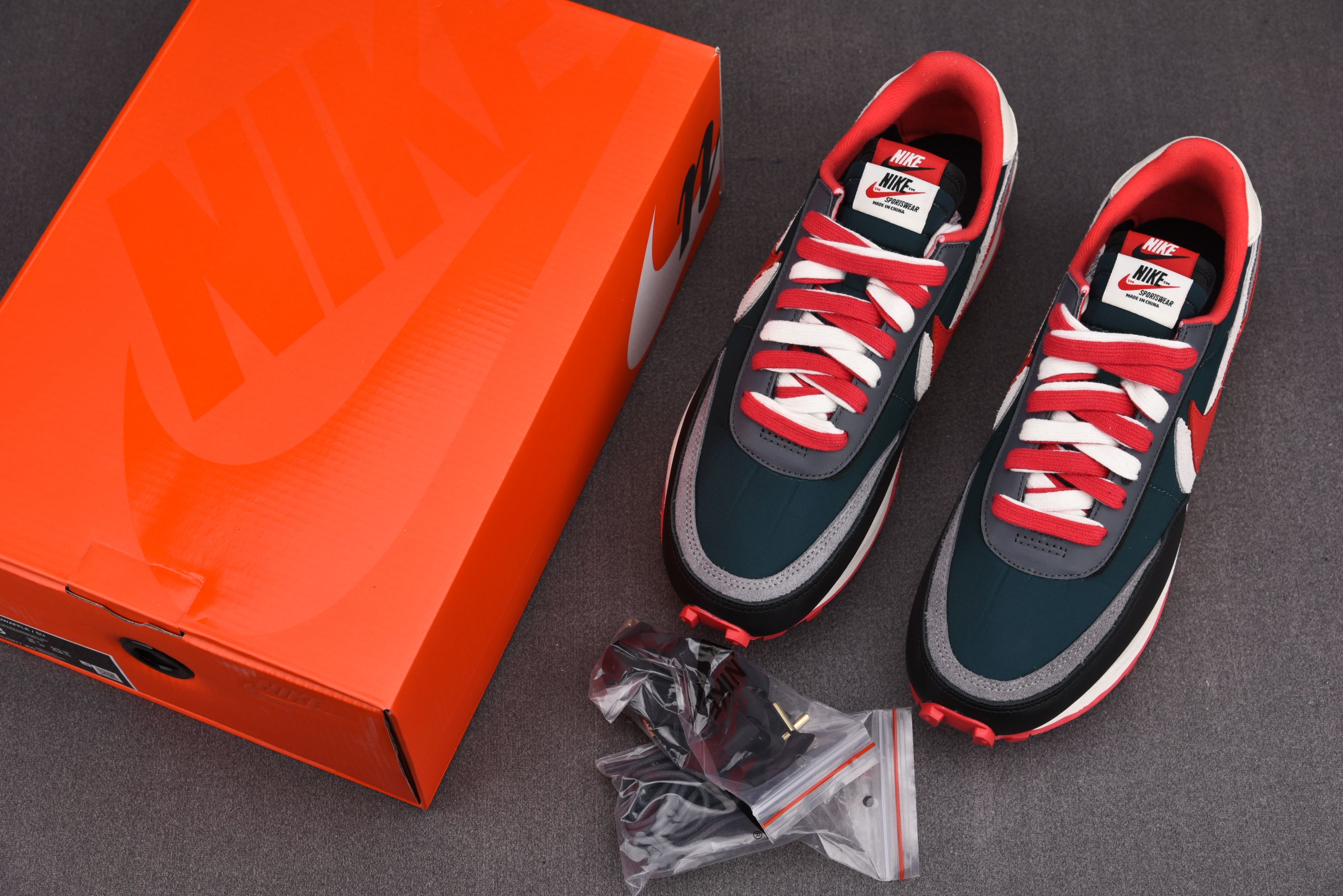 Nike LD Waffle sacai Undercover Midnight Spruce University Red