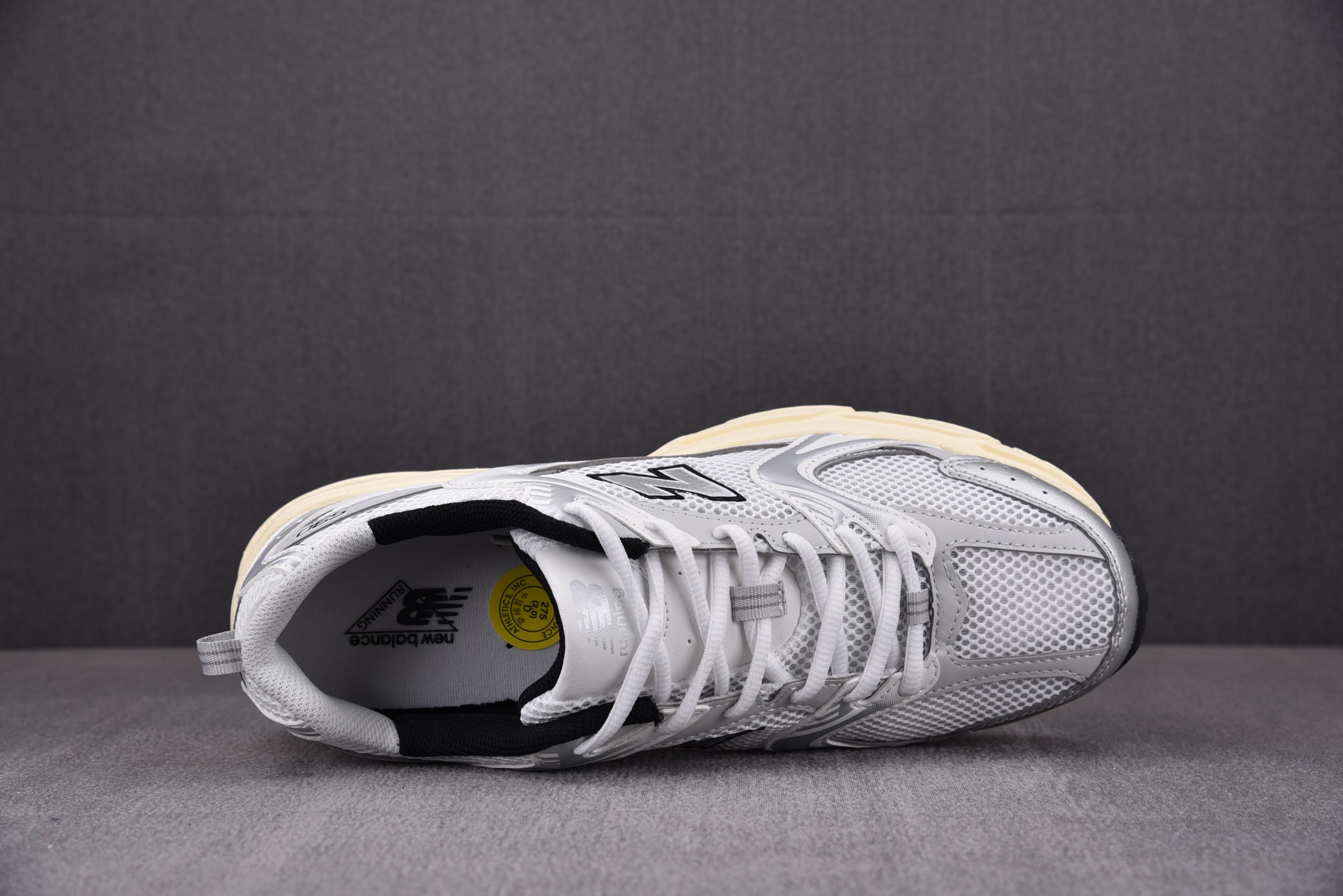 New Balance 530 Silver Cream