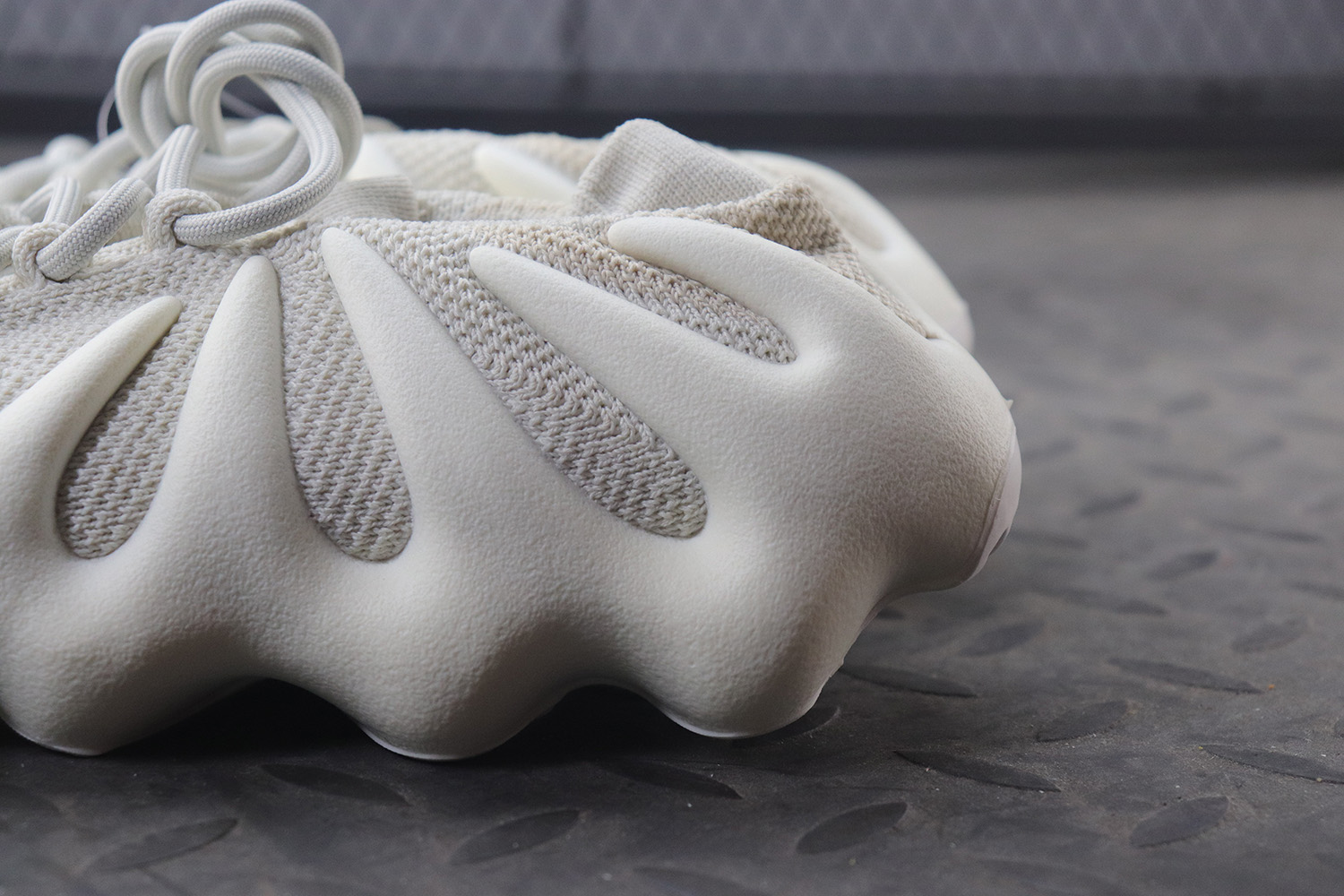 【Clearance】 adidas Yeezy 450 Cloud White（US9.5）