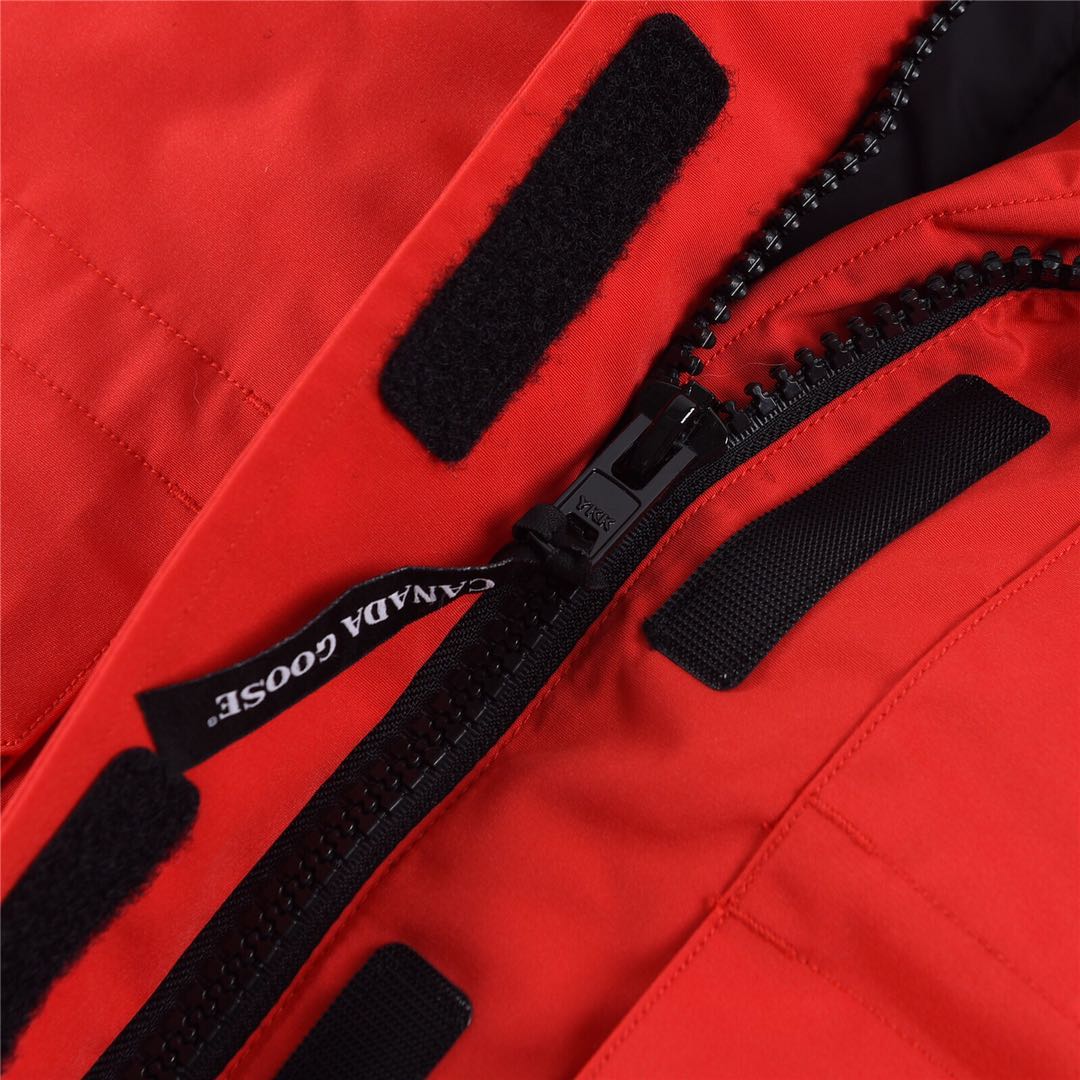 09 Canada Gooxx Expedition 4660L Red Female