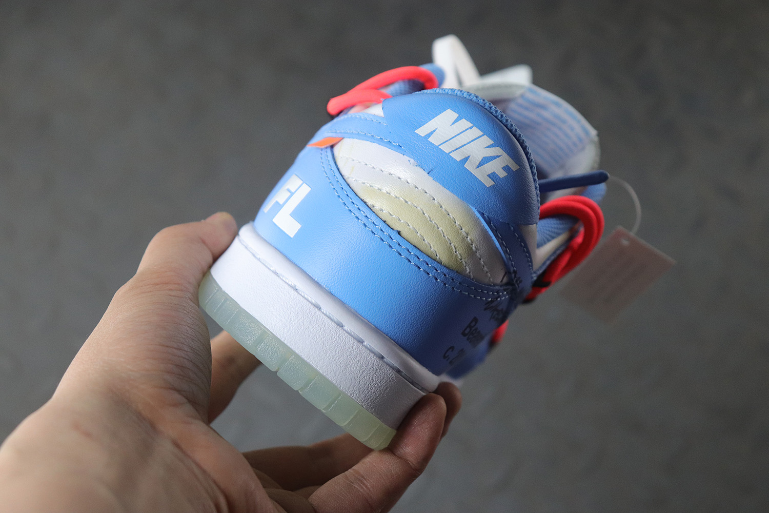 Nike Dunk Low SB Off White X Futura X SB 'UNC'