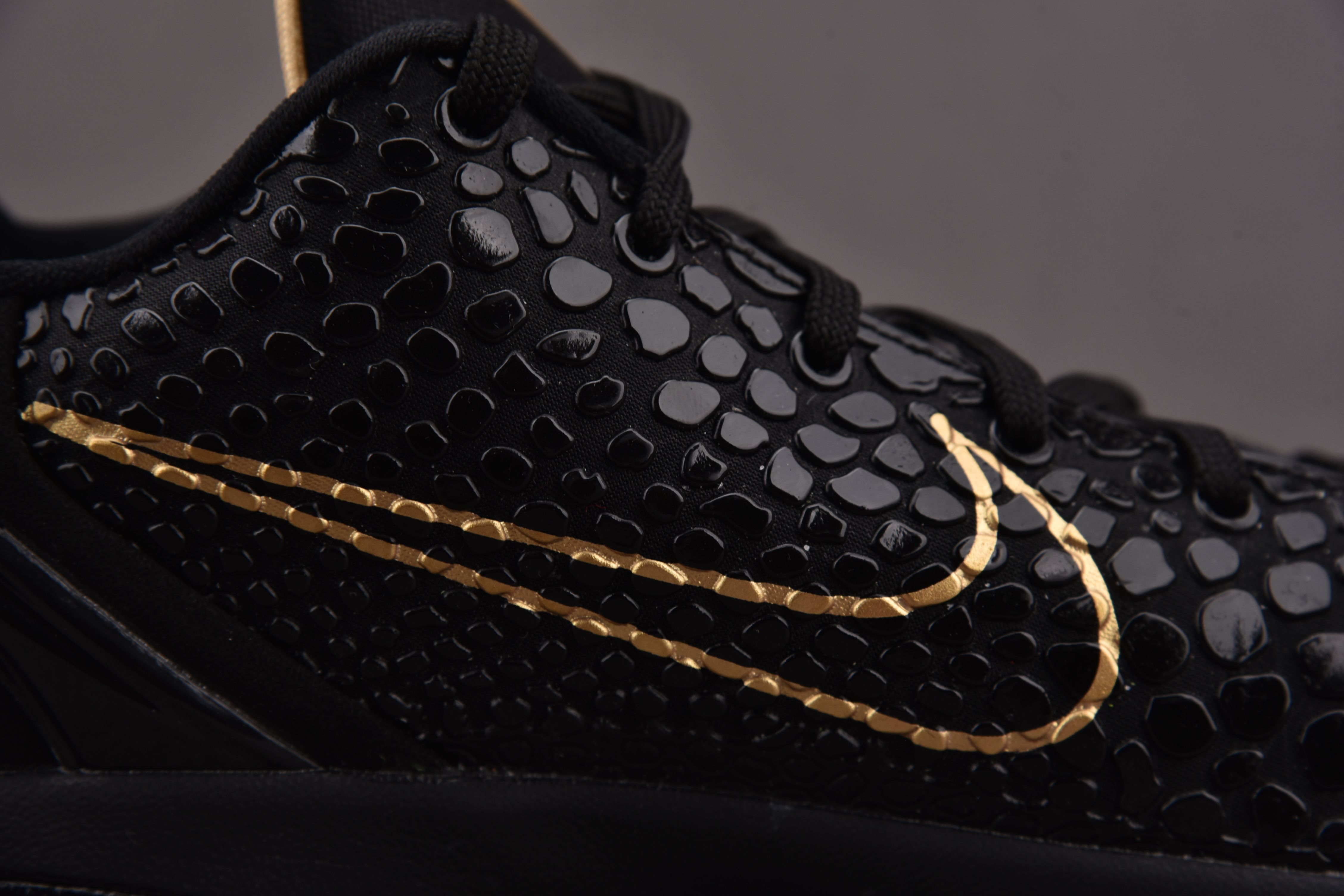 Nike Kobe 6 Protro Mambacita Golden Swoosh