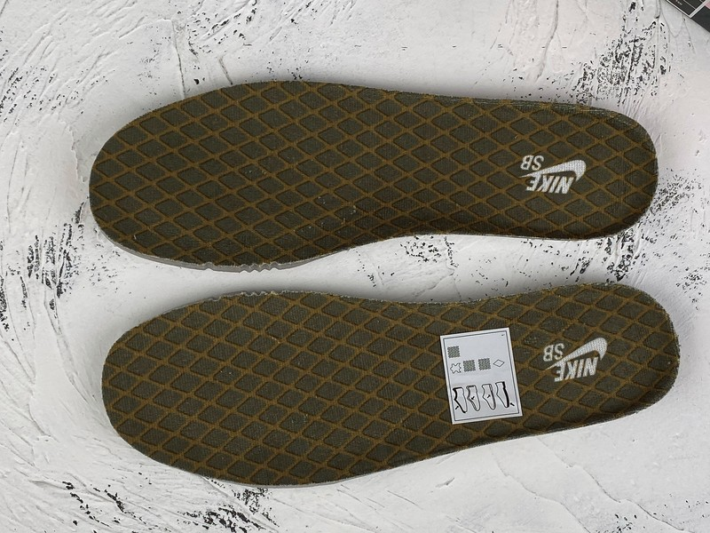 Nike Dunk SB Low Stussy Cherry