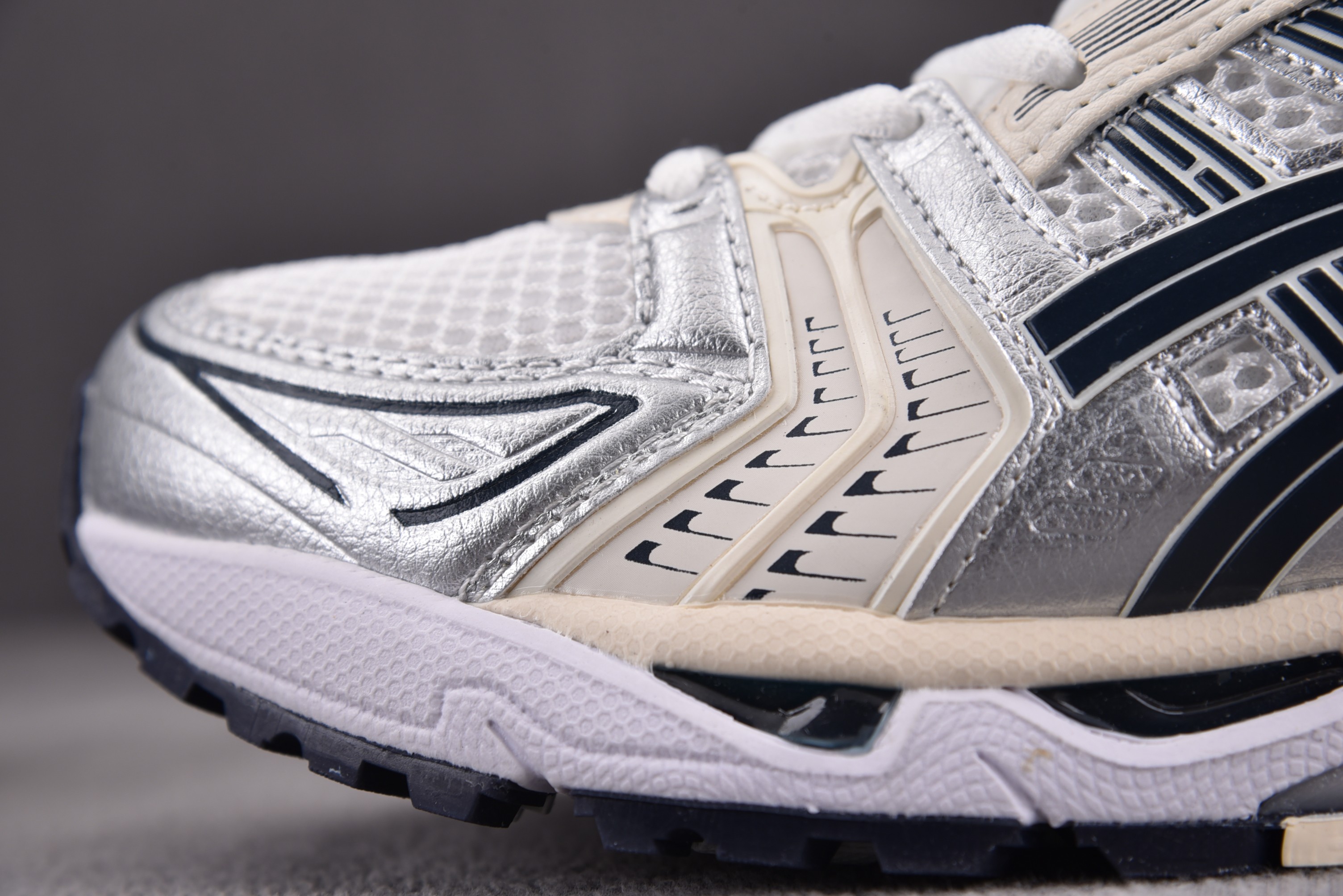 ASICS Gel-Kayano 14 White Midnight