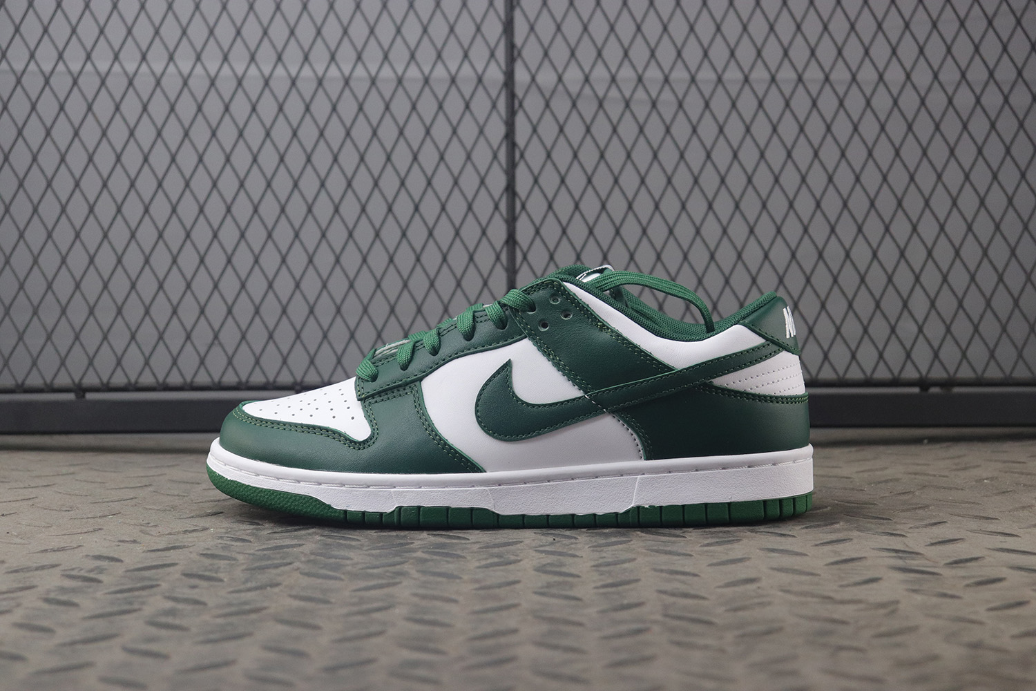 【Clearance】Nike Dunk Low Varsity Green / Michigan State（US9）