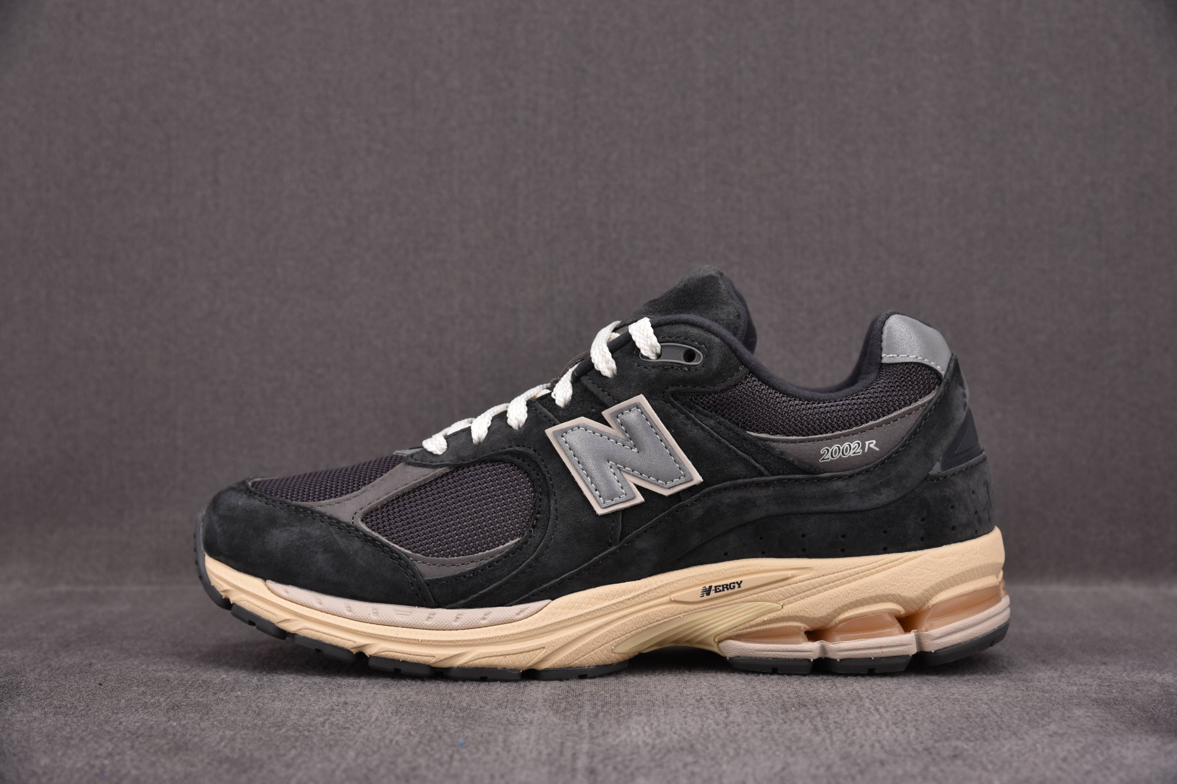 New Balance 2002R Black Dark Grey