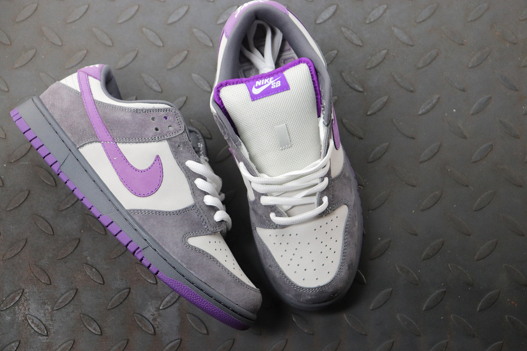 Nike Dunk SB Low Purple Pigeon