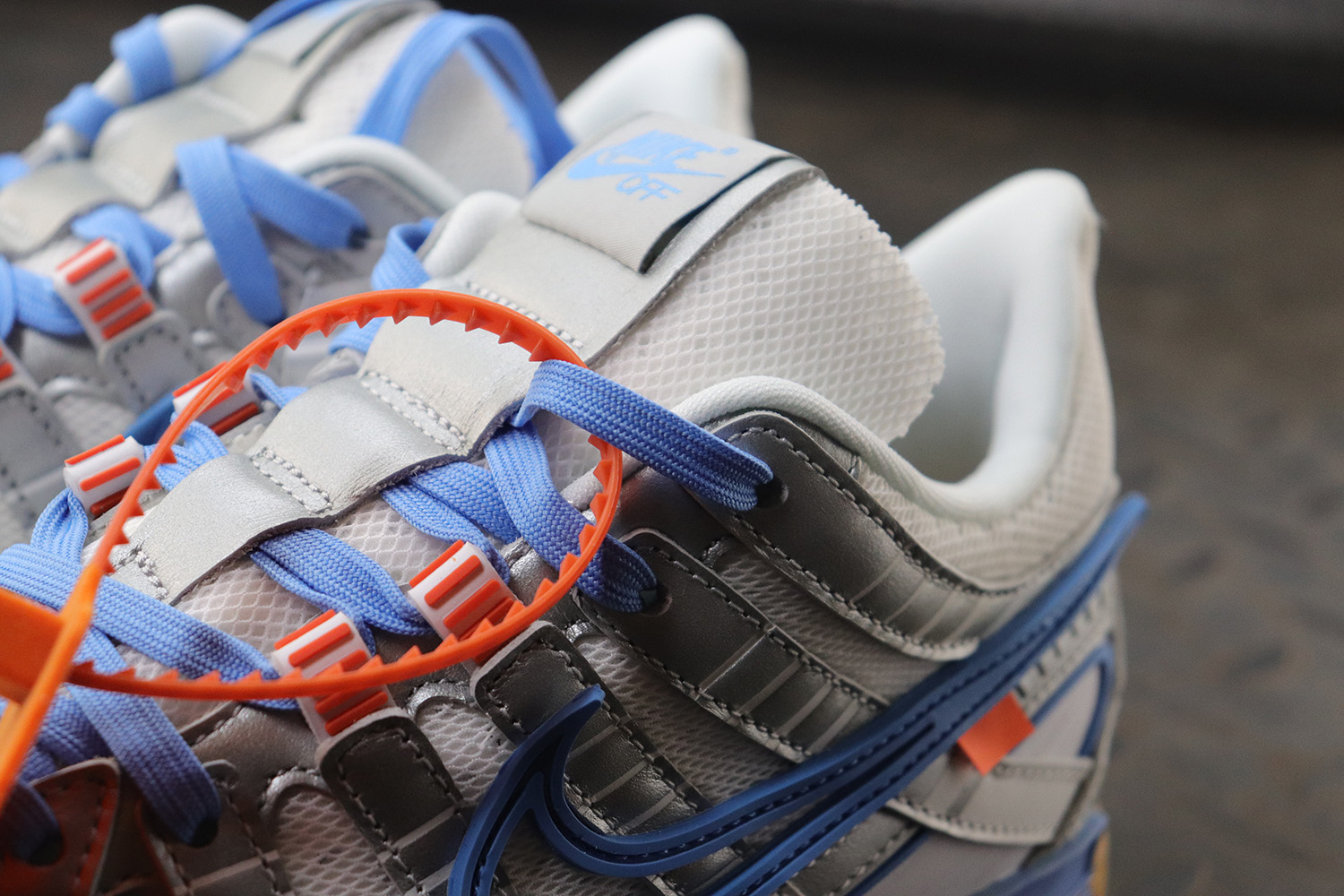 Nike Air Rubber Dunk Off-White UNC