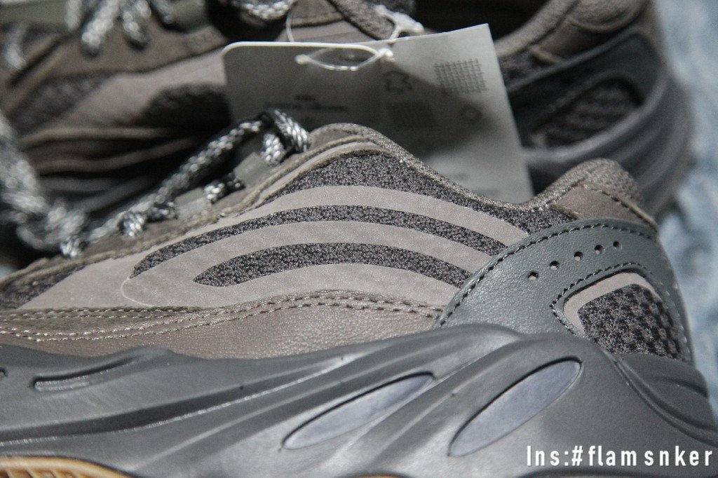 adidas Yeezy Boost 700 V2 Geode