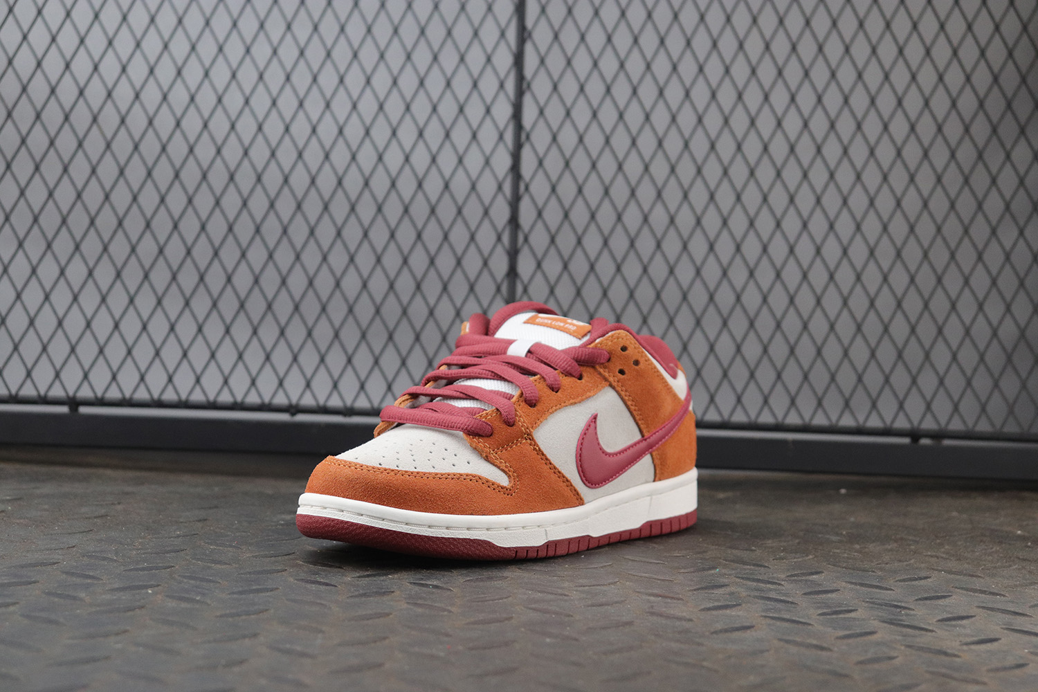 Nike SB Dunk Low Pro Dark Russet Cedar