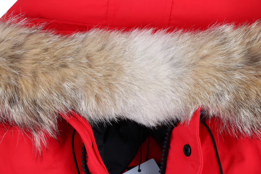 01 Canada Goose Chilliwack 7999M Red