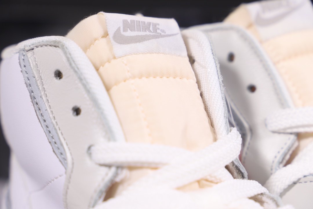 Nike Blazer High Sacai White Grey