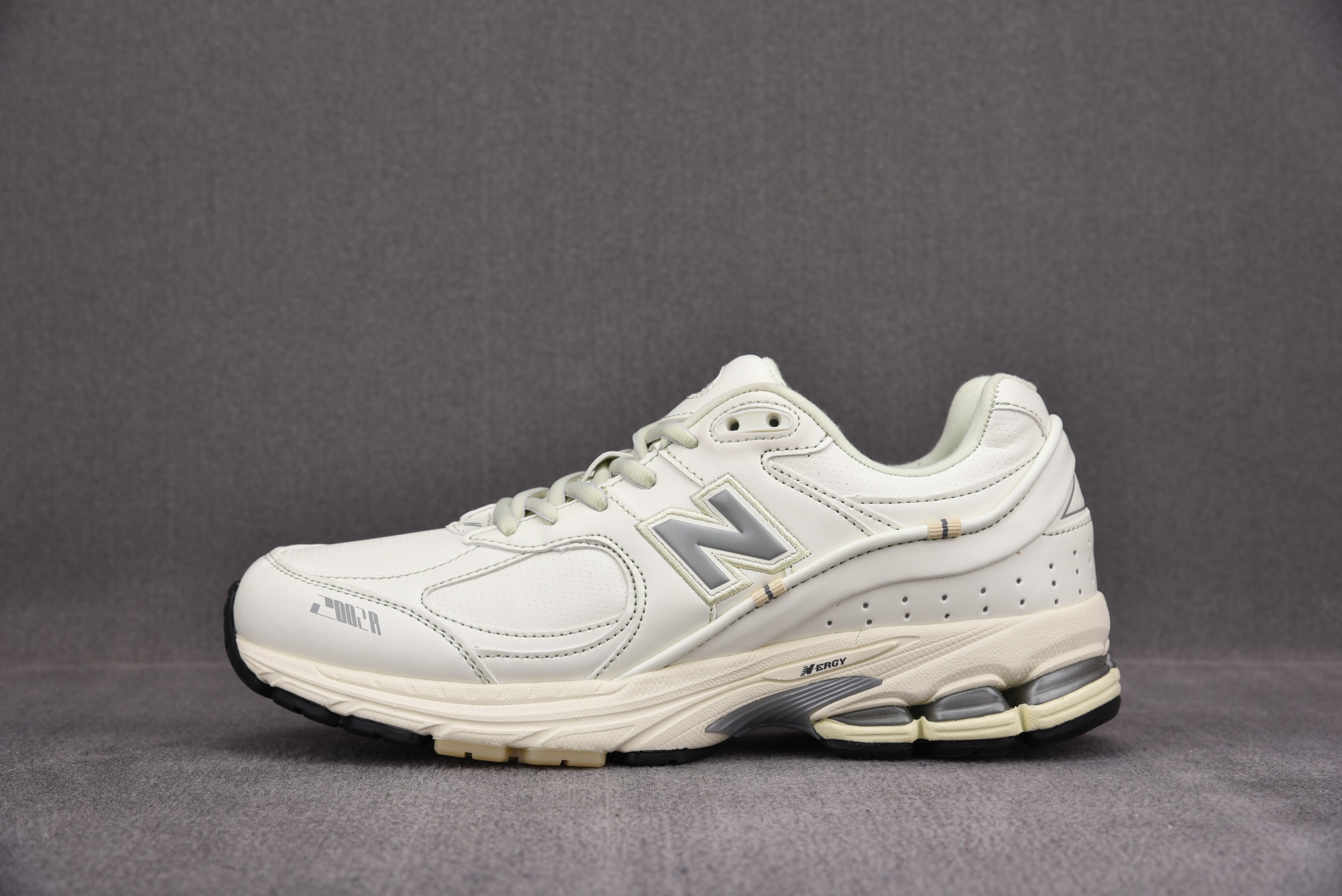 New Balance 2002R Glow