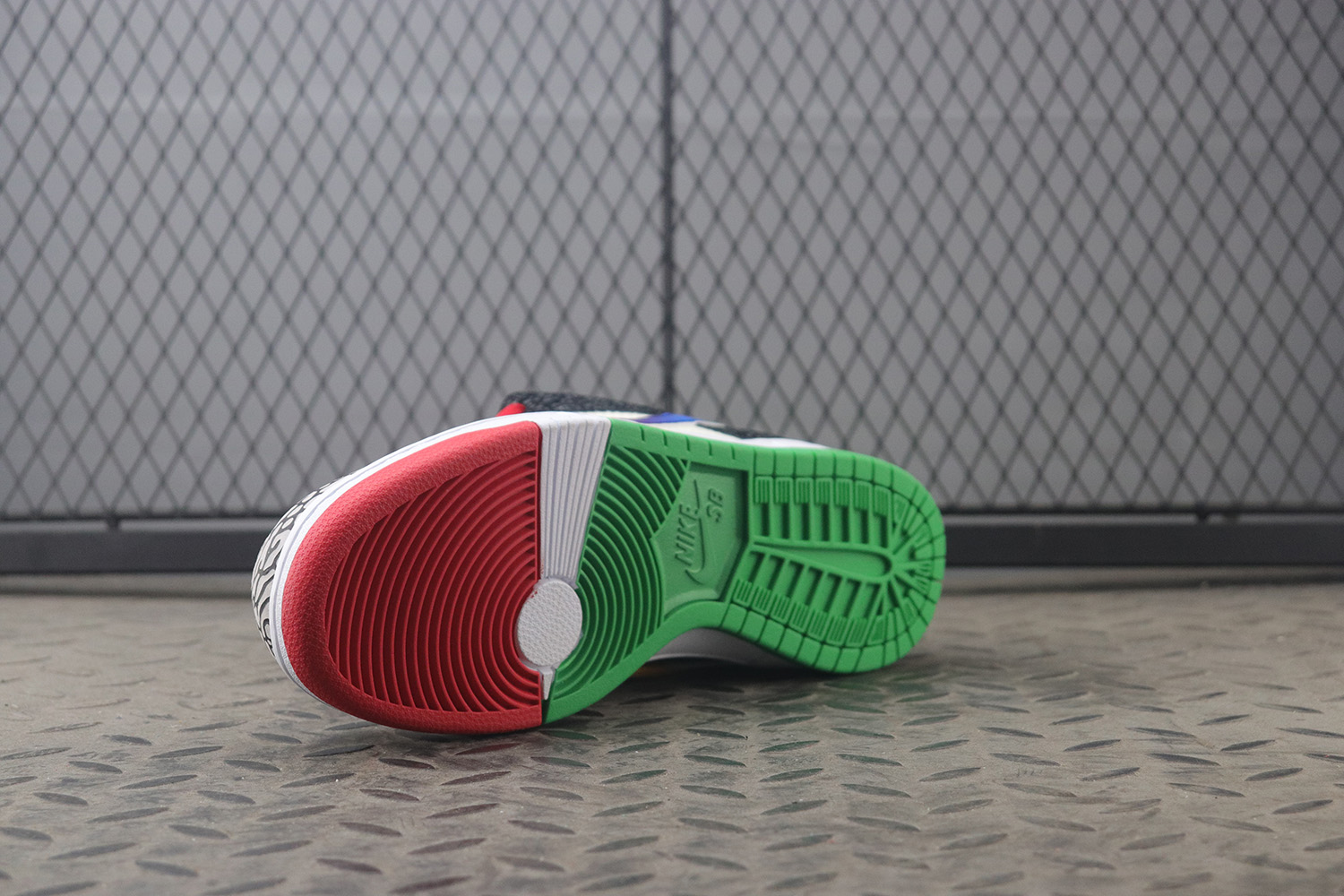 Nike SB Dunk Low What The Paul