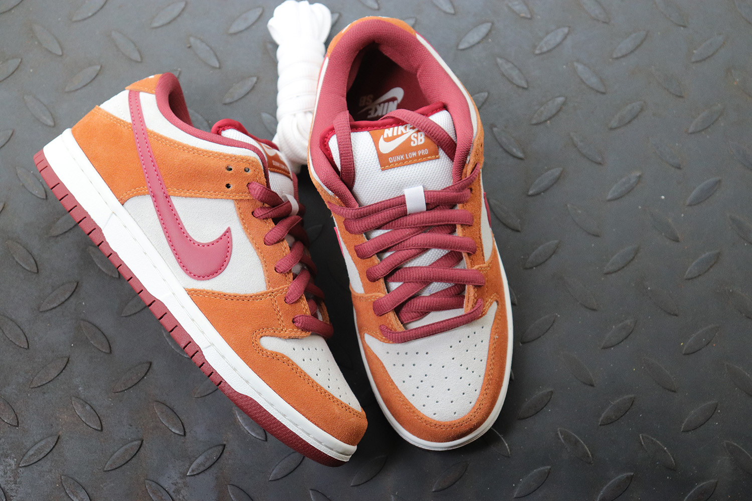Nike SB Dunk Low Pro Dark Russet Cedar