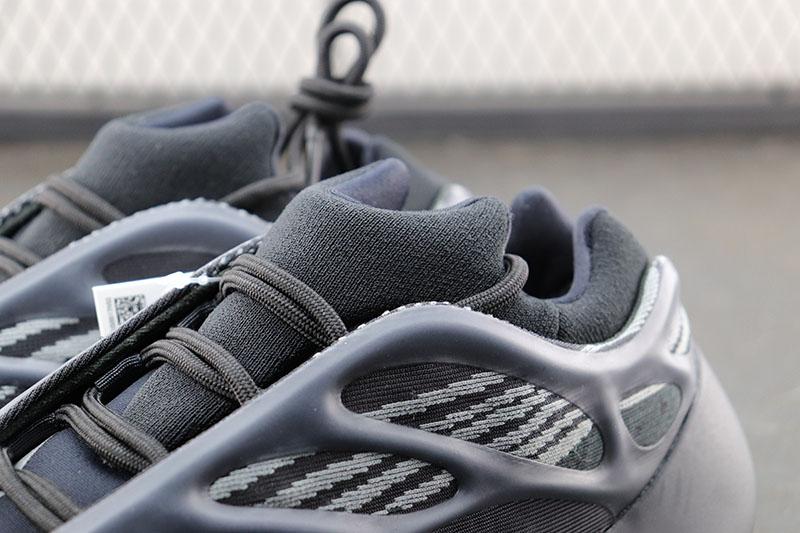 Adidas Yeezy 700 V3 Alvah