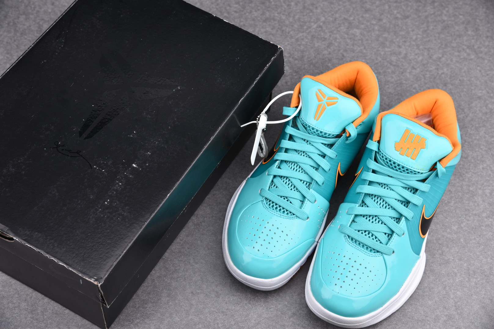 Nike Kobe 4 Protro Undefeated San Antonio Spurs