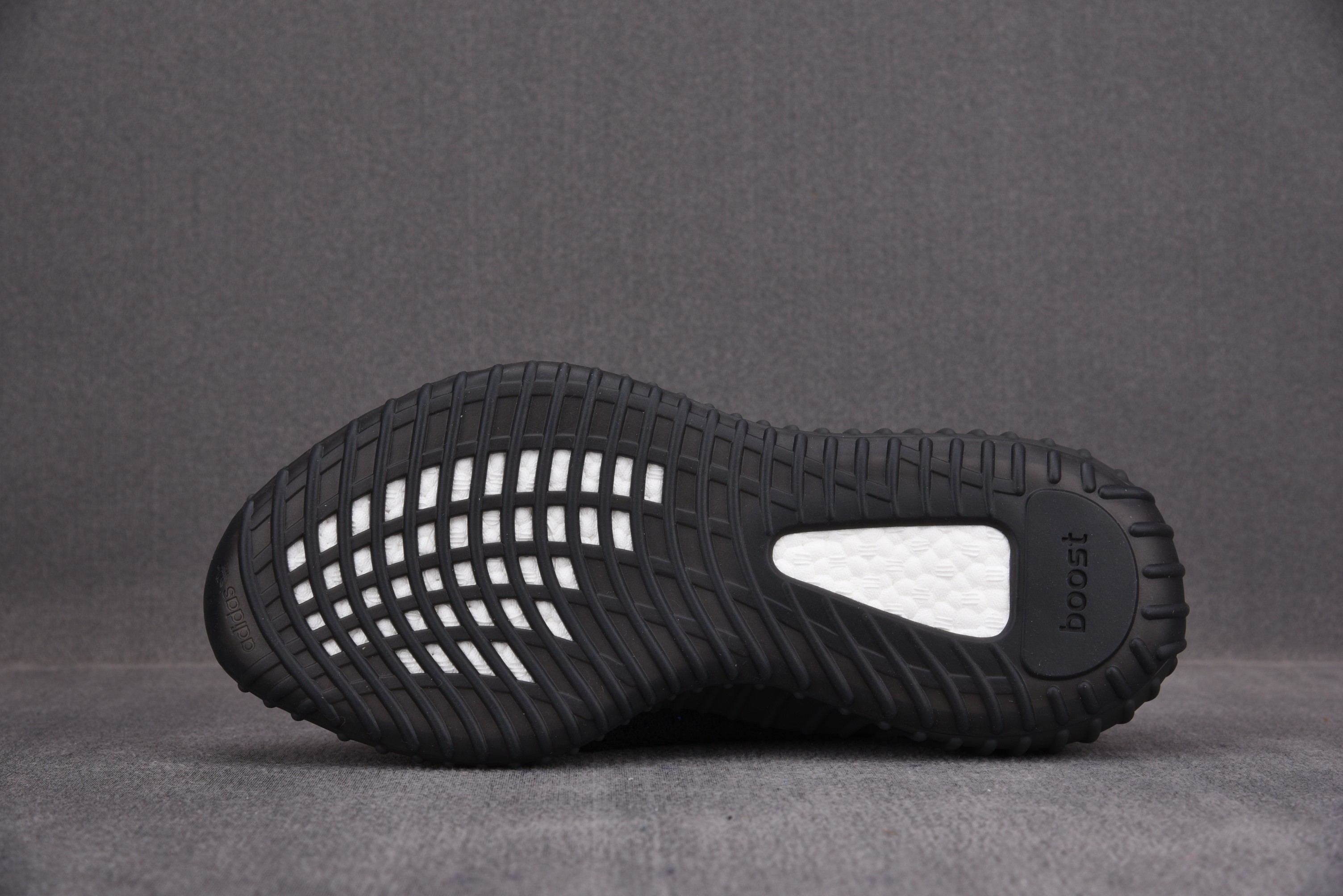 adidas Yeezy Boost 350 V2 Dazzling Blue