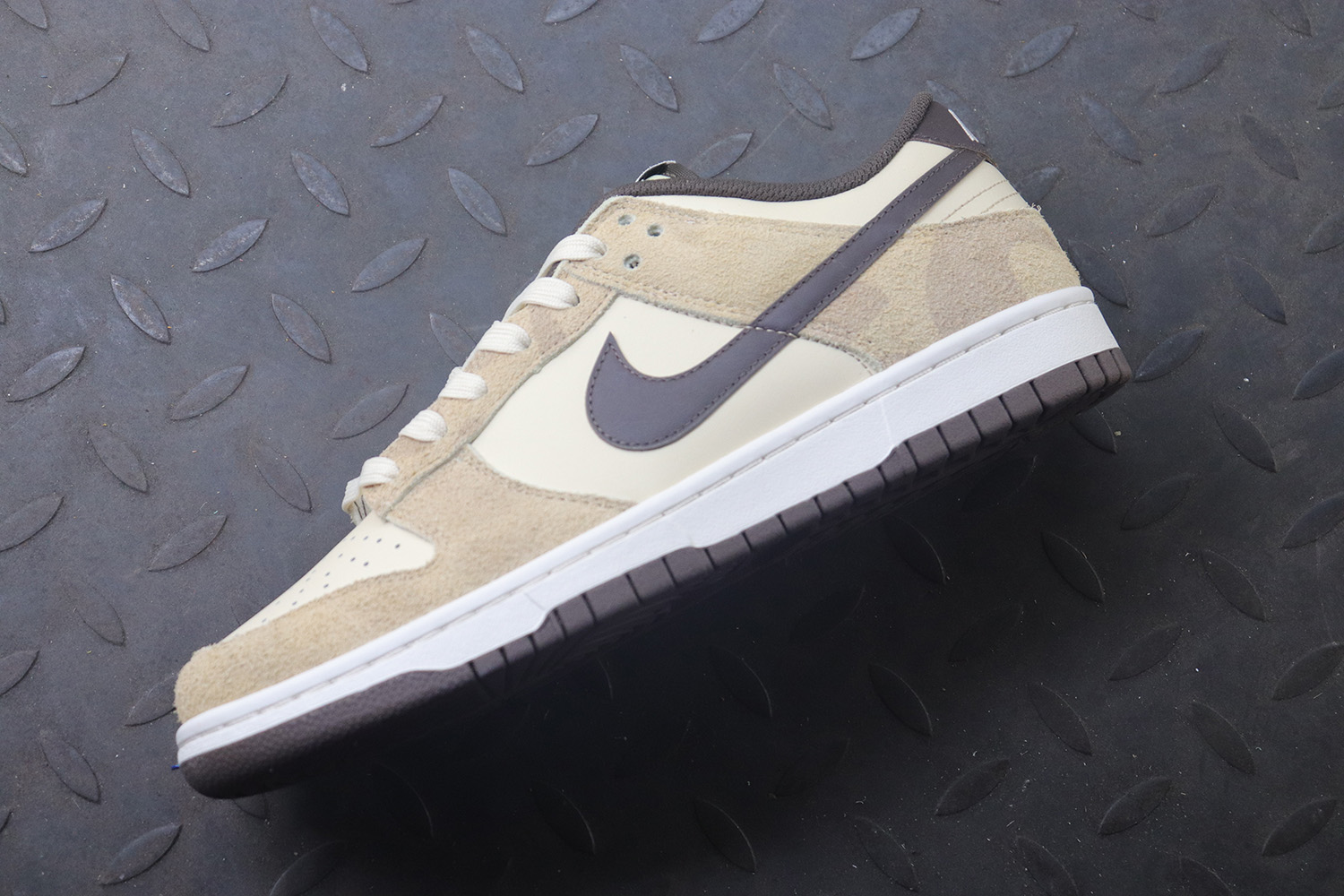 Nike Dunk Low Retro PRM Animal Pack Giraffe/Cheetah