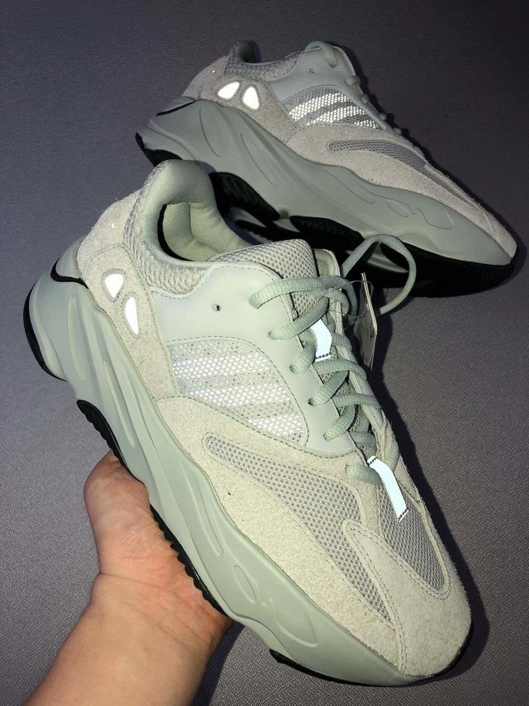 Adidas Yeezy Boost 700 Salt