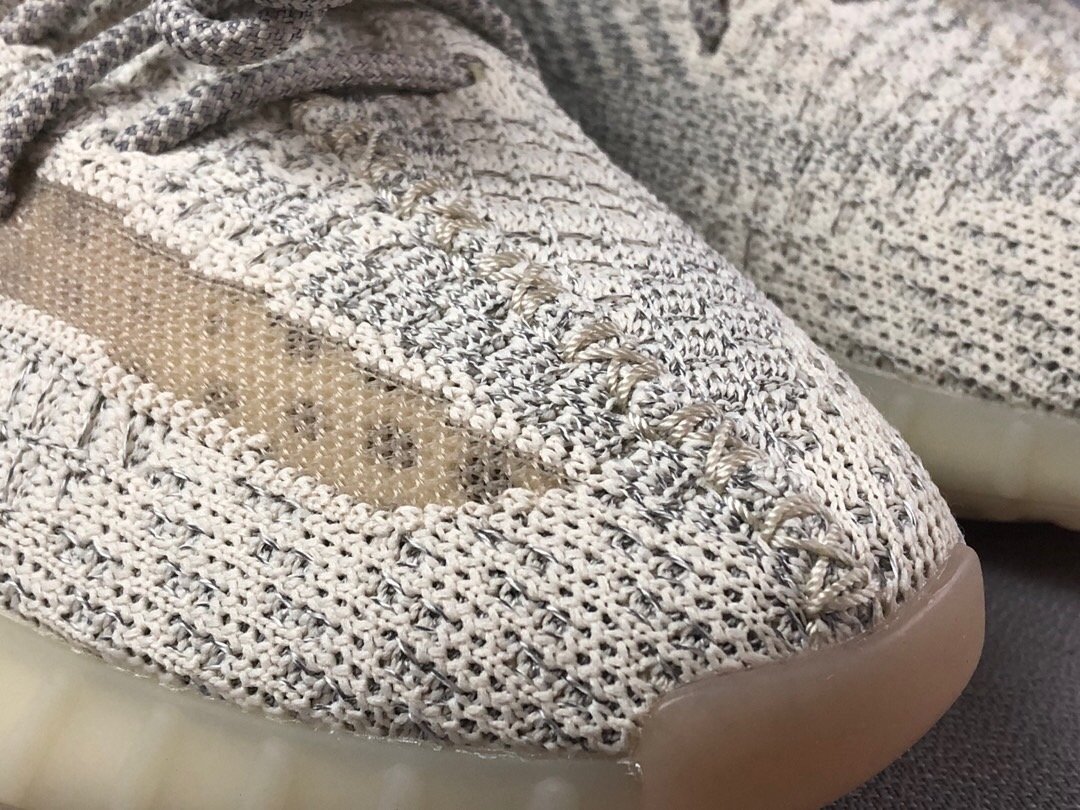 adidas Yeezy Boost 350 V2 Lundmark Reflective