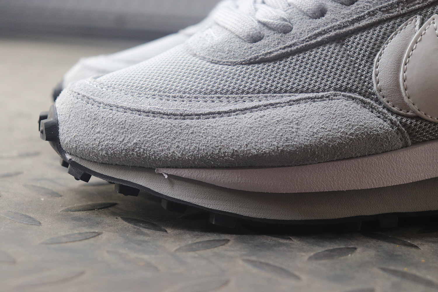 Fragment x Sacai x Nike LDWaffle Wolf Grey