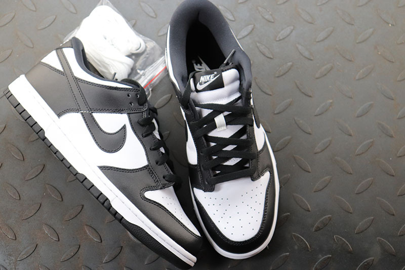 Nike Dunk Low Retro White Black Panda (2021)