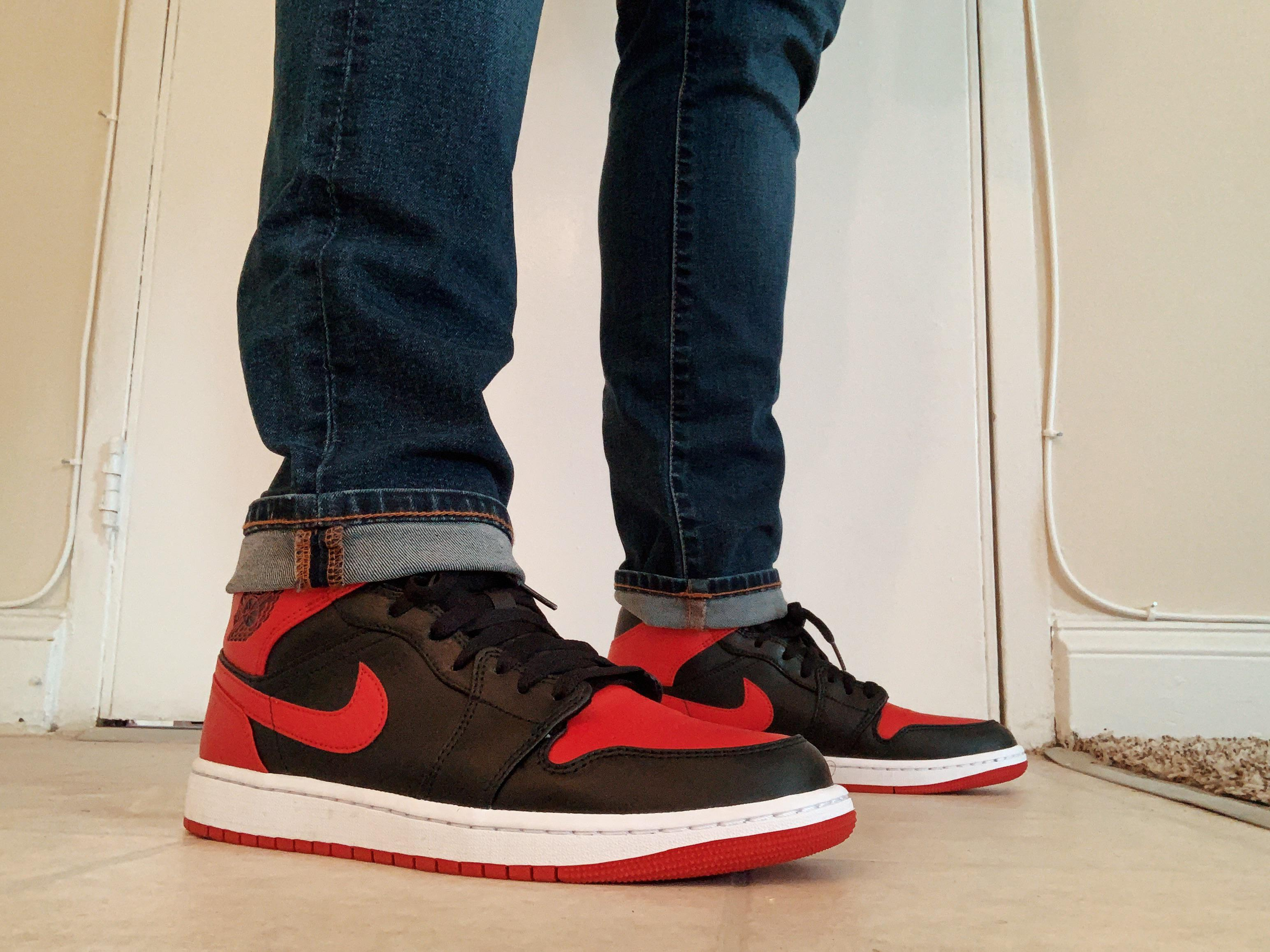 Jordan 1 Mid Banned (2020)