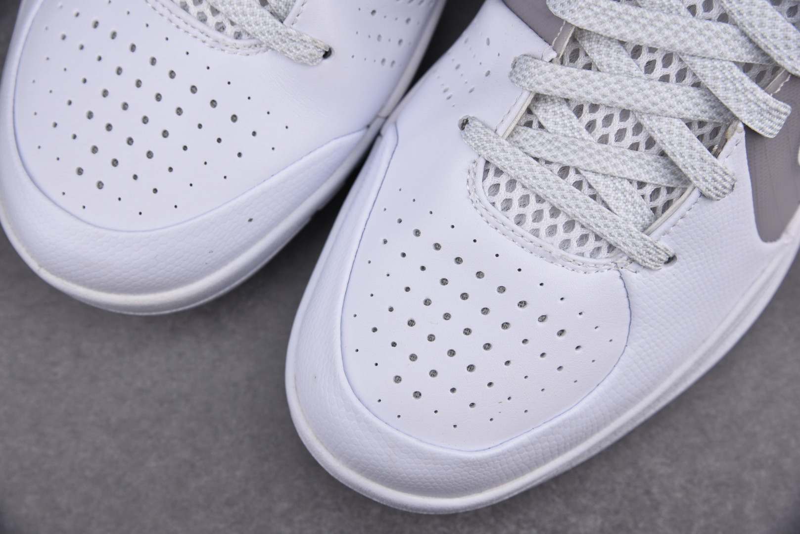 Nike Zoom Kobe 4 'Metallic Silver'