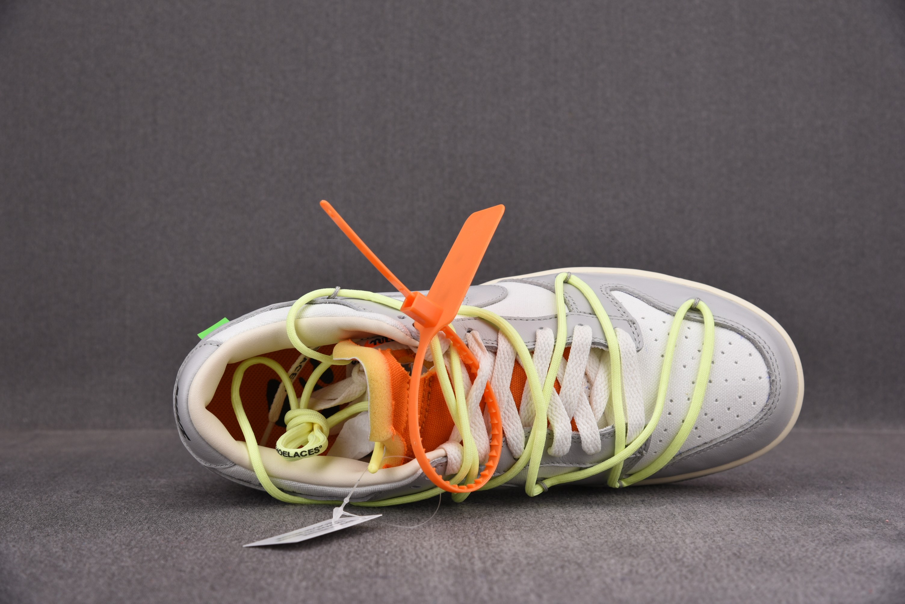 Nike Dunk Low Off-White Lot 43