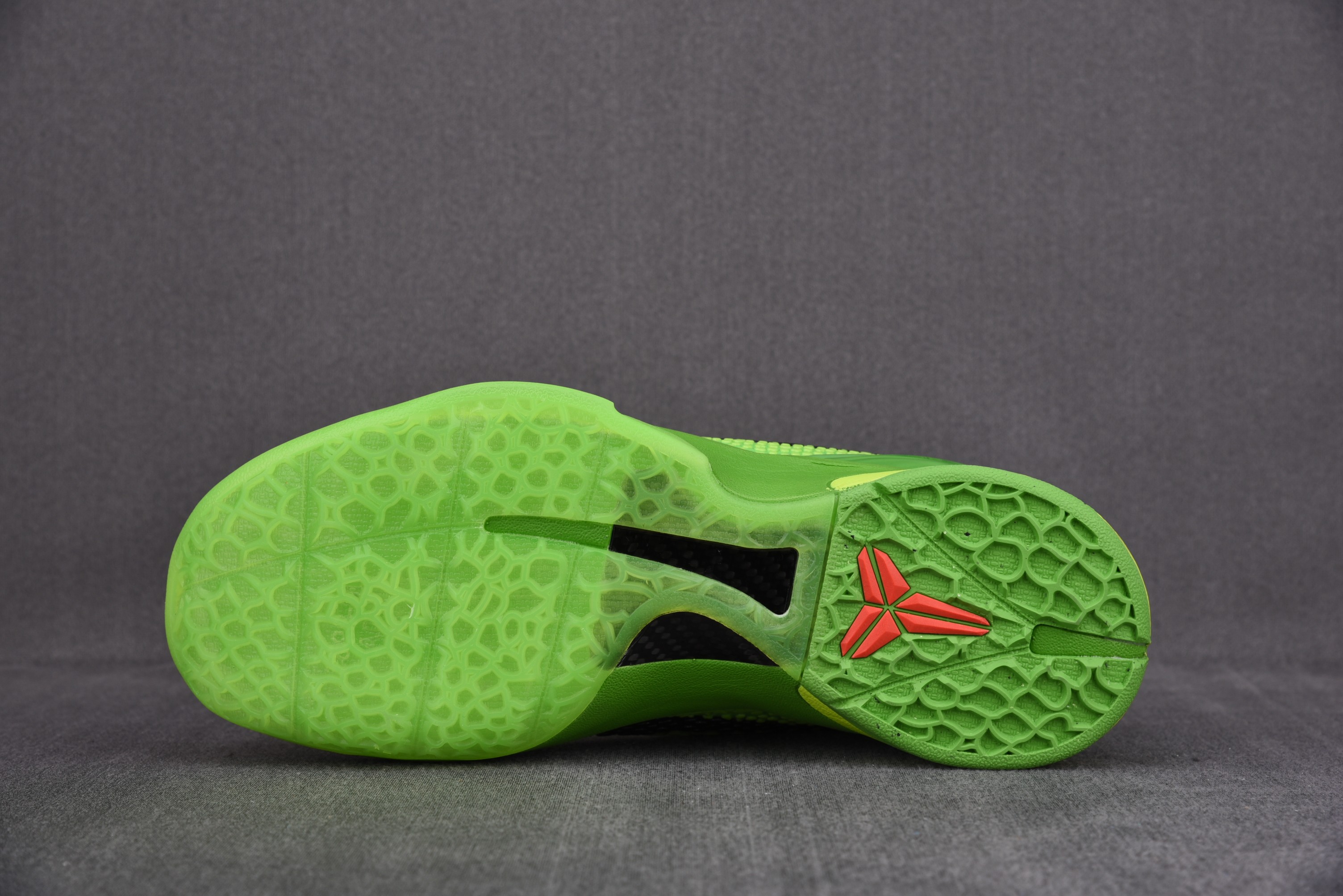 Nike Kobe 6 Protro Grinch (2020)