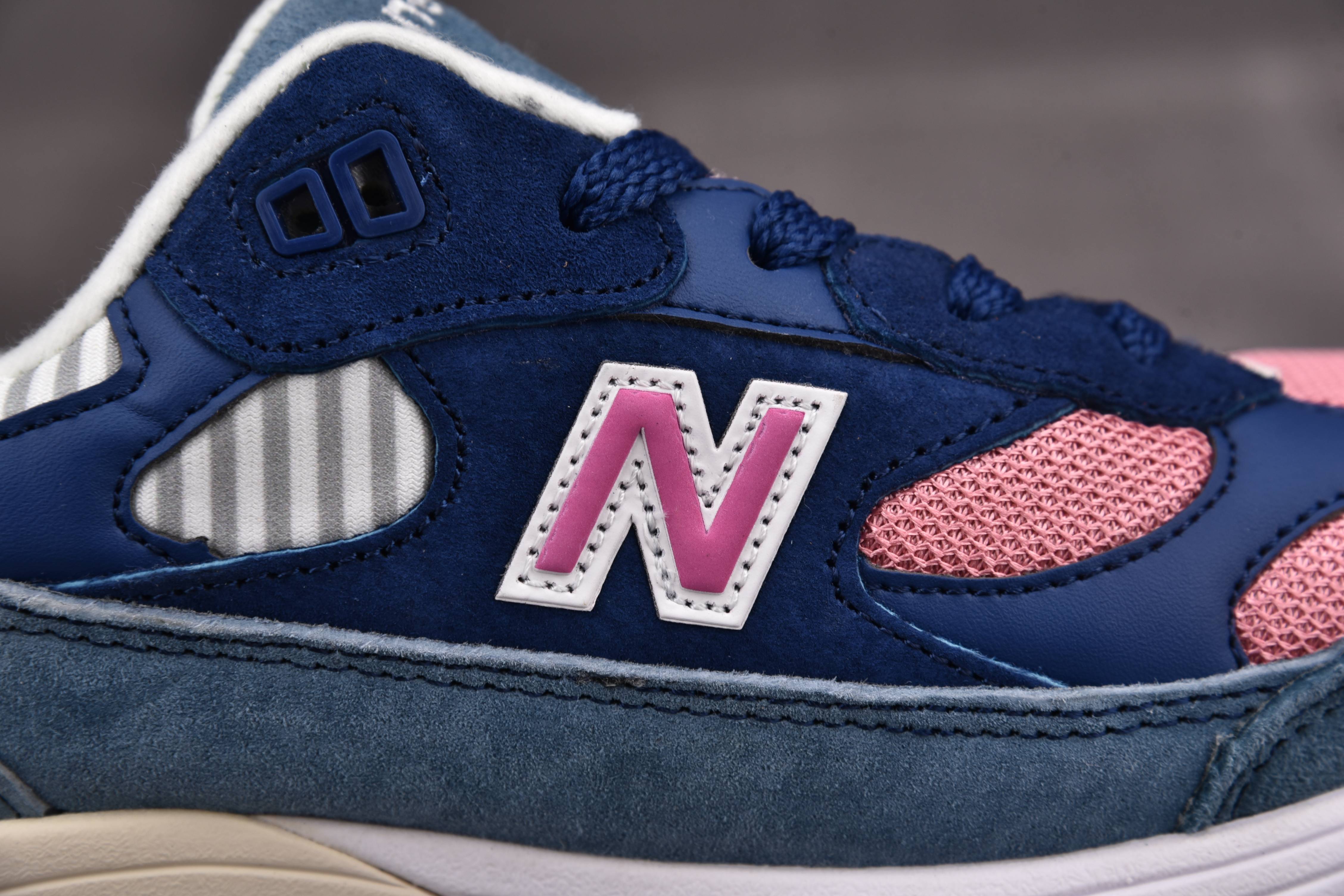 New Balance 992 Blue Teal Rose