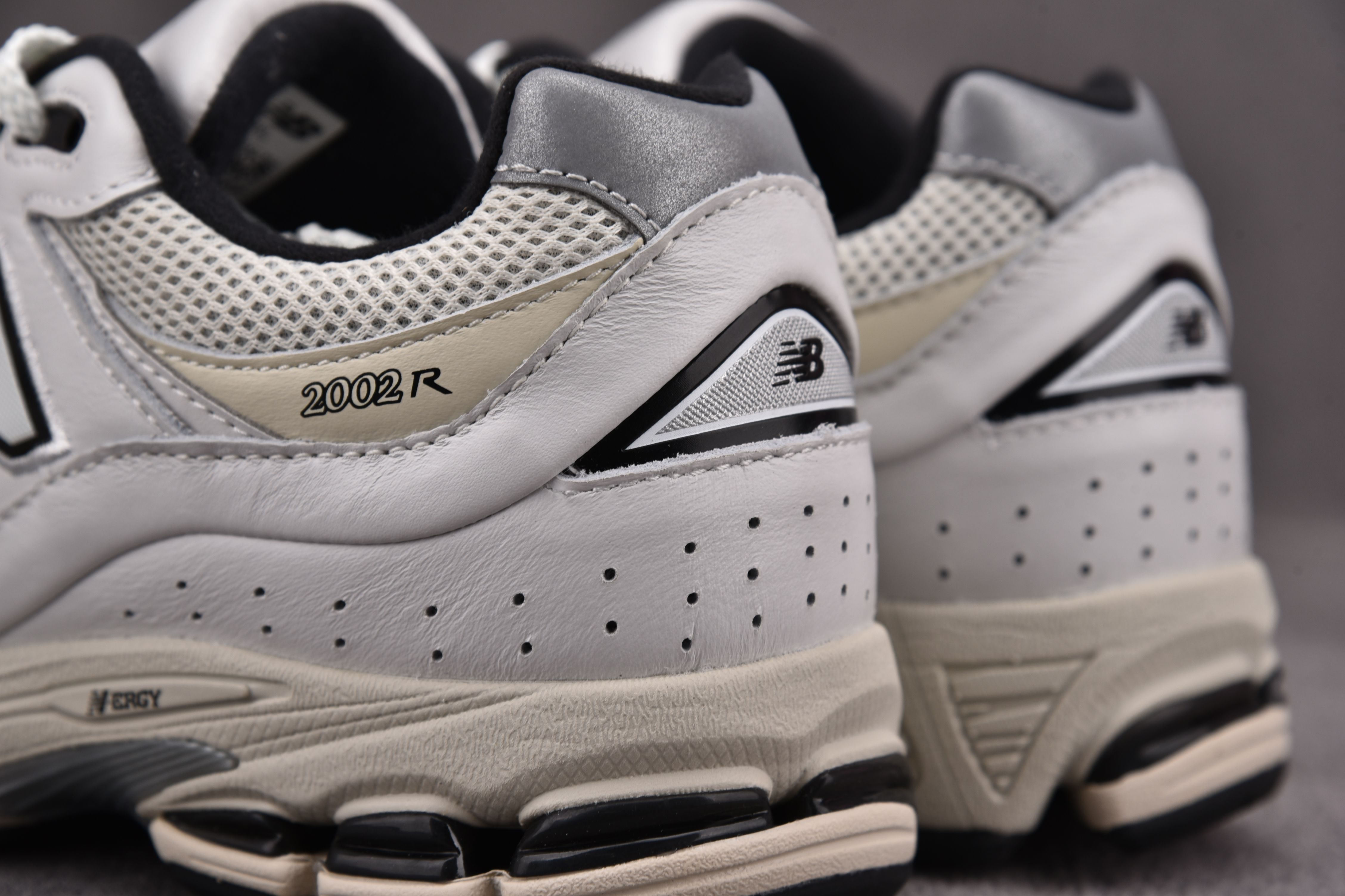 New Balance 2002R Atlas Lemon Haze