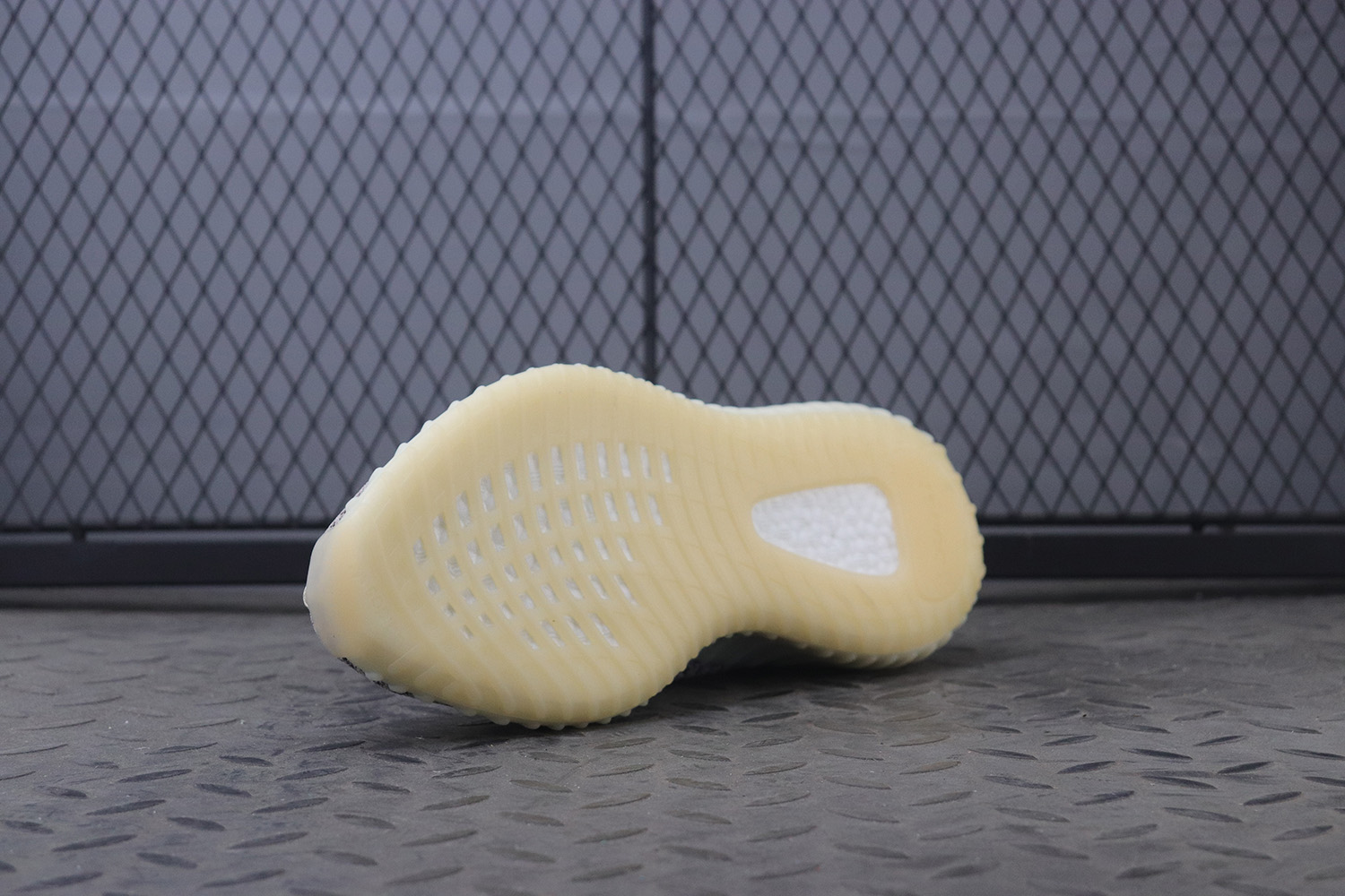 adidas Yeezy Boost 350 V2 Ash Pearl