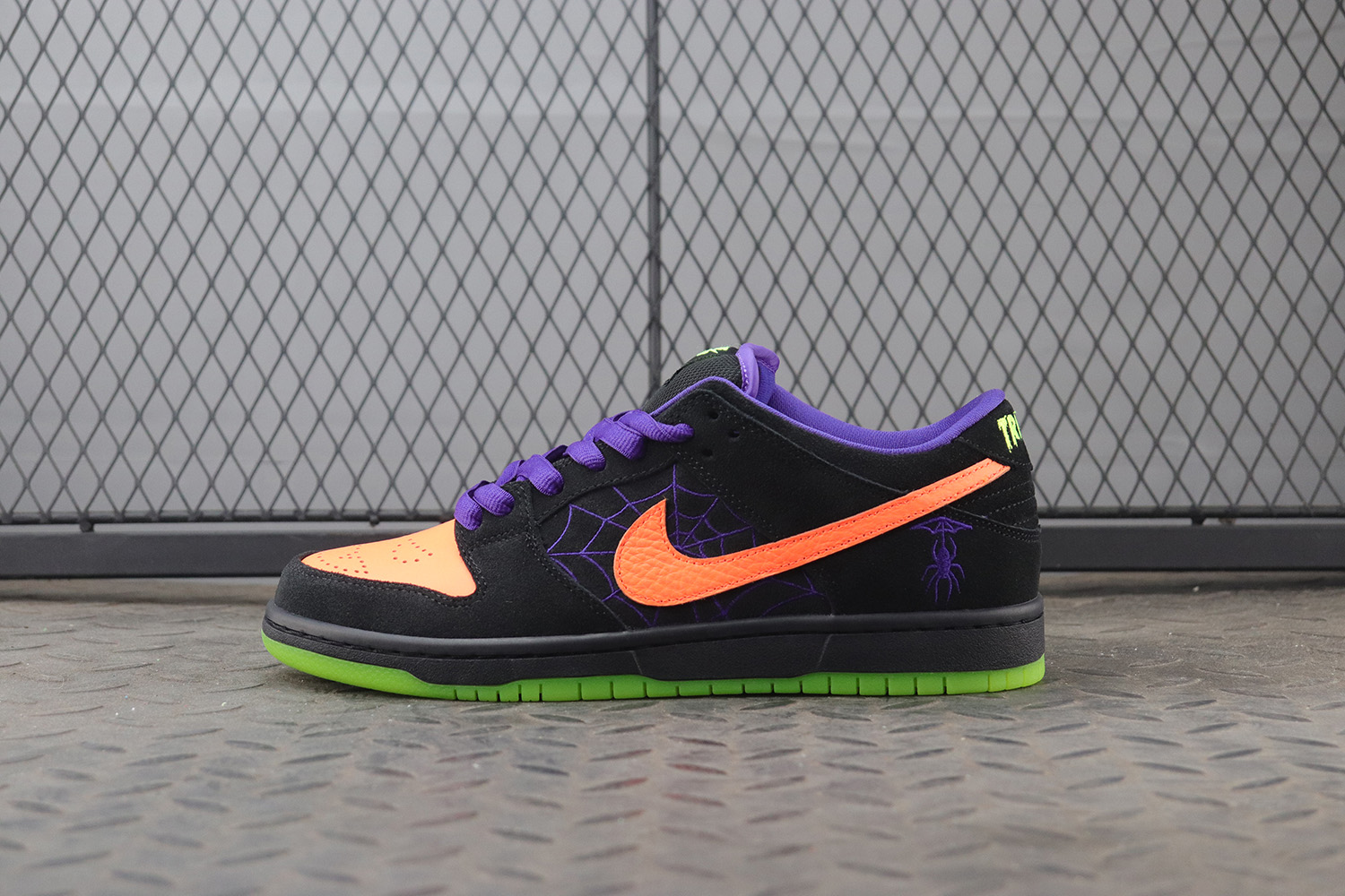 Nike SB Dunk Low Night of Mischief Halloween (Regular Box)