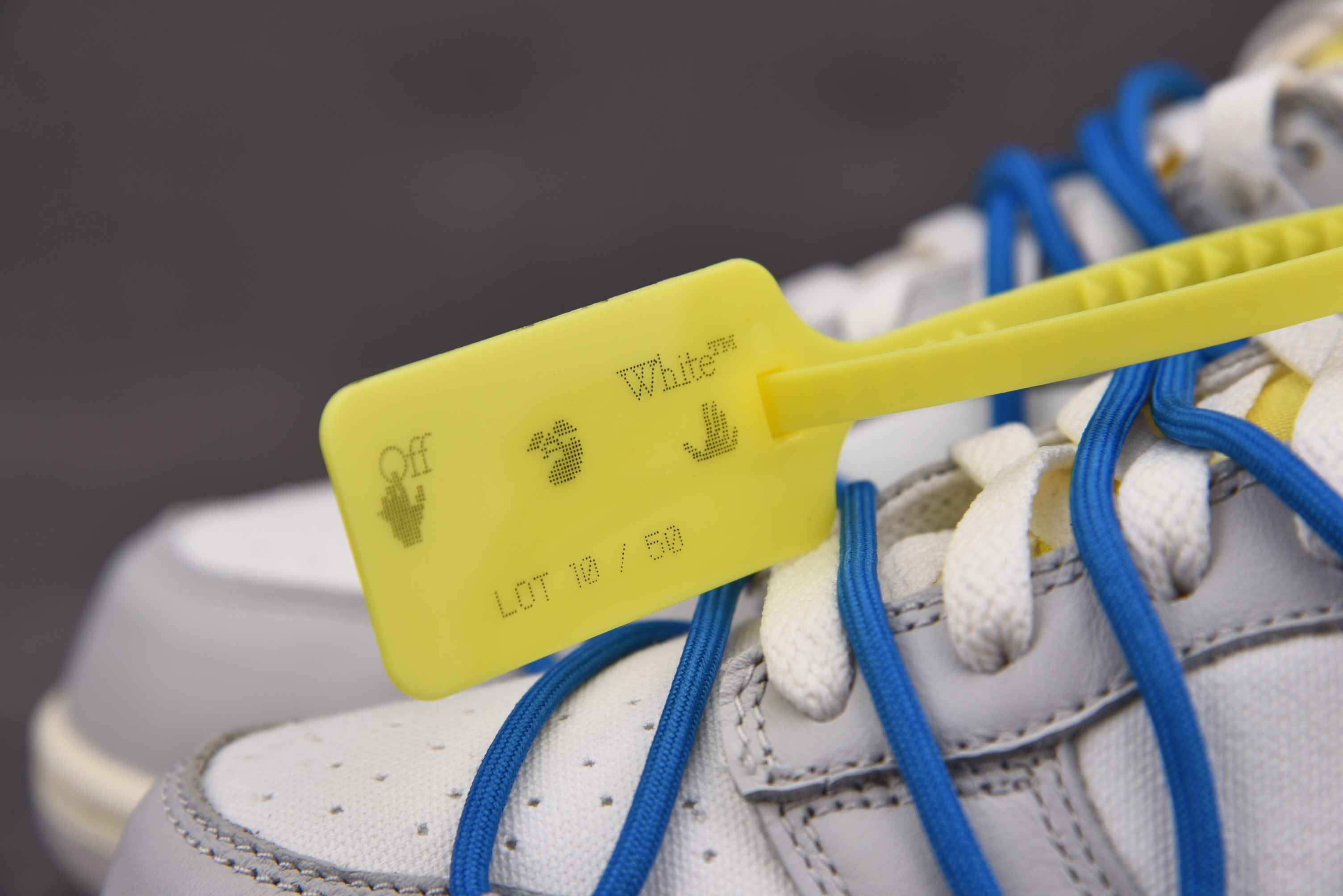 Nike Dunk Low Off-White Lot 10