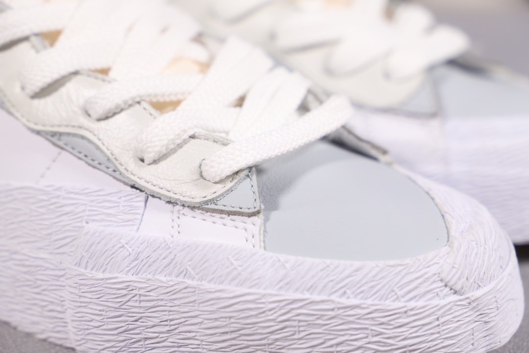 Nike Blazer High Sacai White Grey