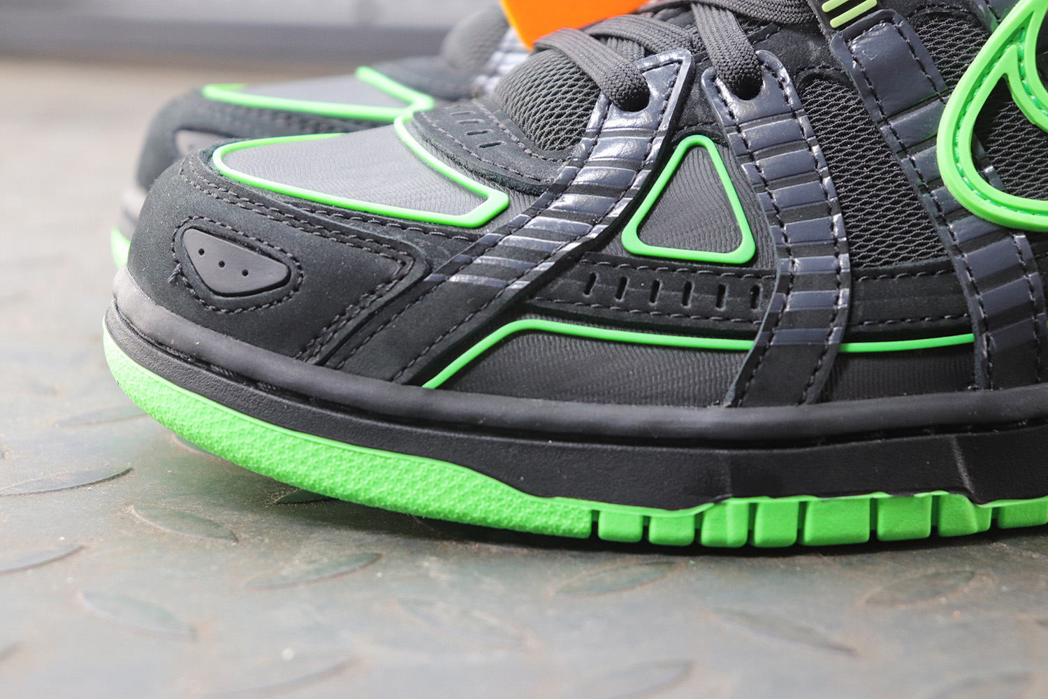 Nike Air Rubber Dunk Off-White Green Strike