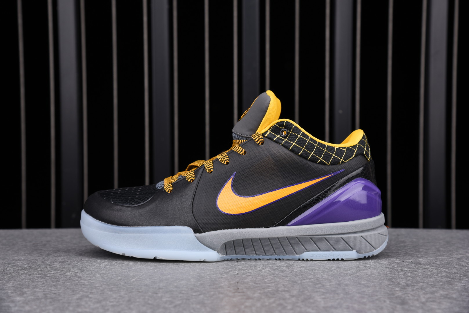 Nike Kobe 4 Protro Carpe Diem