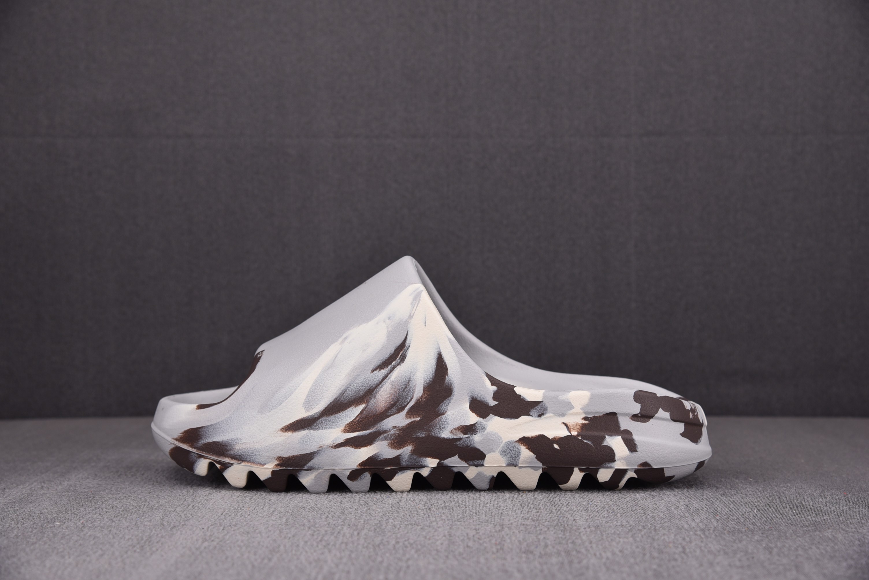 Yeezy Slide MX White