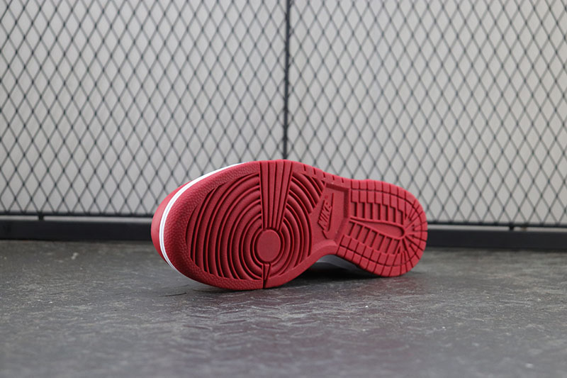【Clearance】Nike Dunk Low University Red 2020（US7）