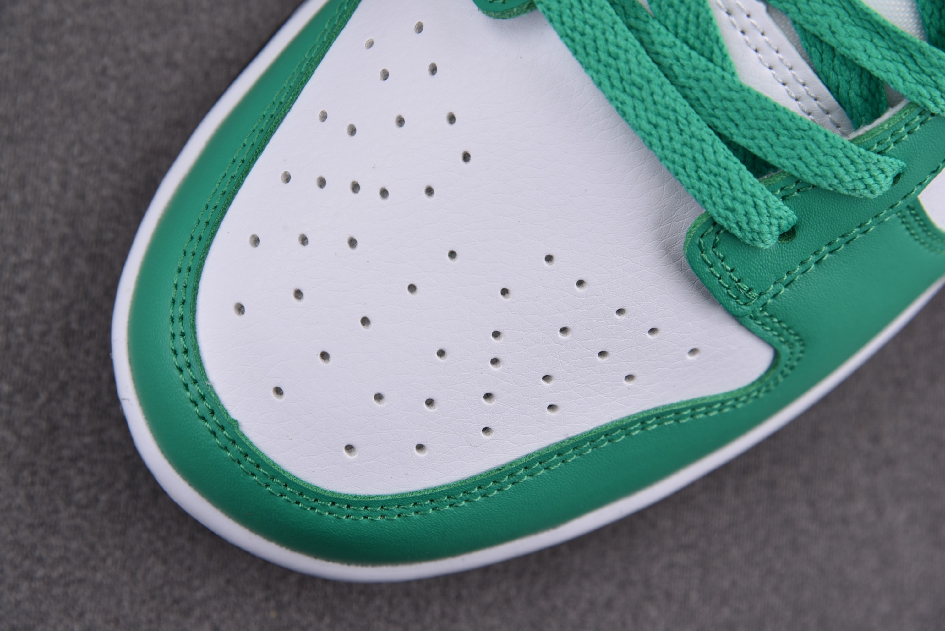Nike Dunk Low Celtics