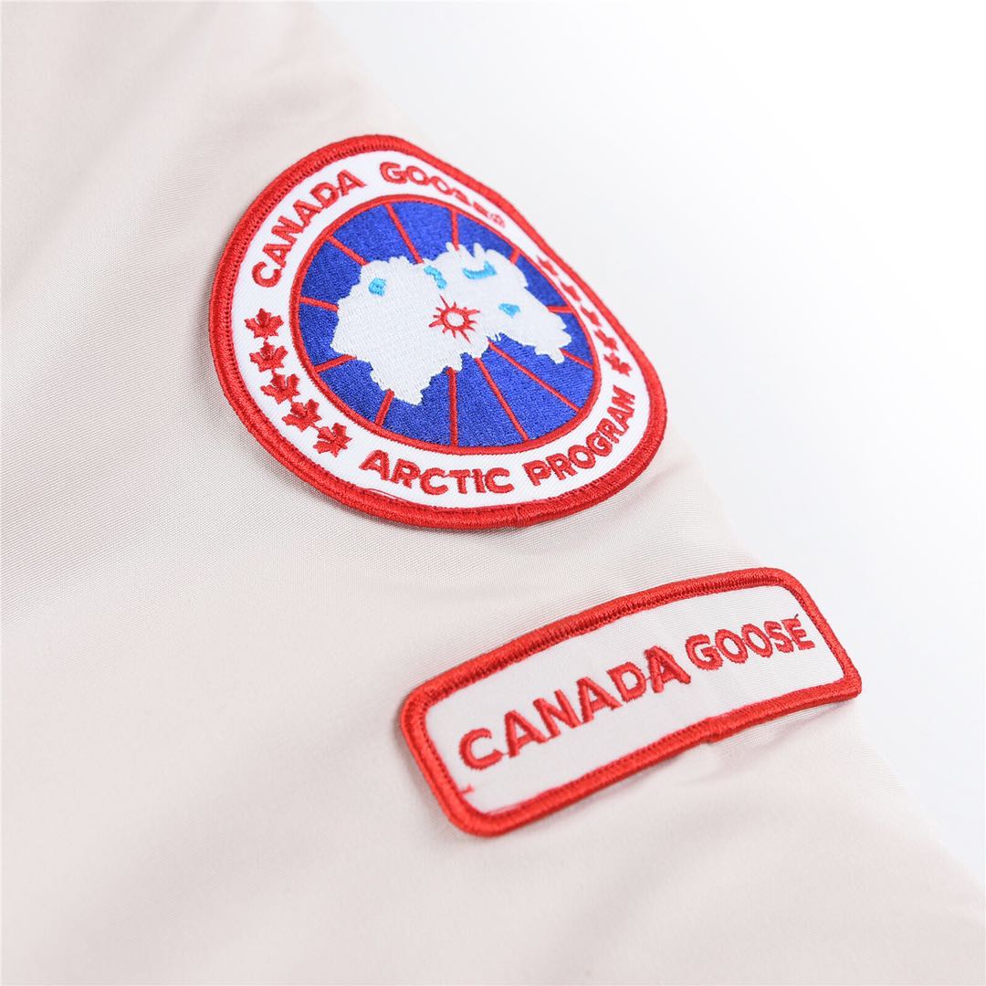 150th Anniversary Canada Gooxx White